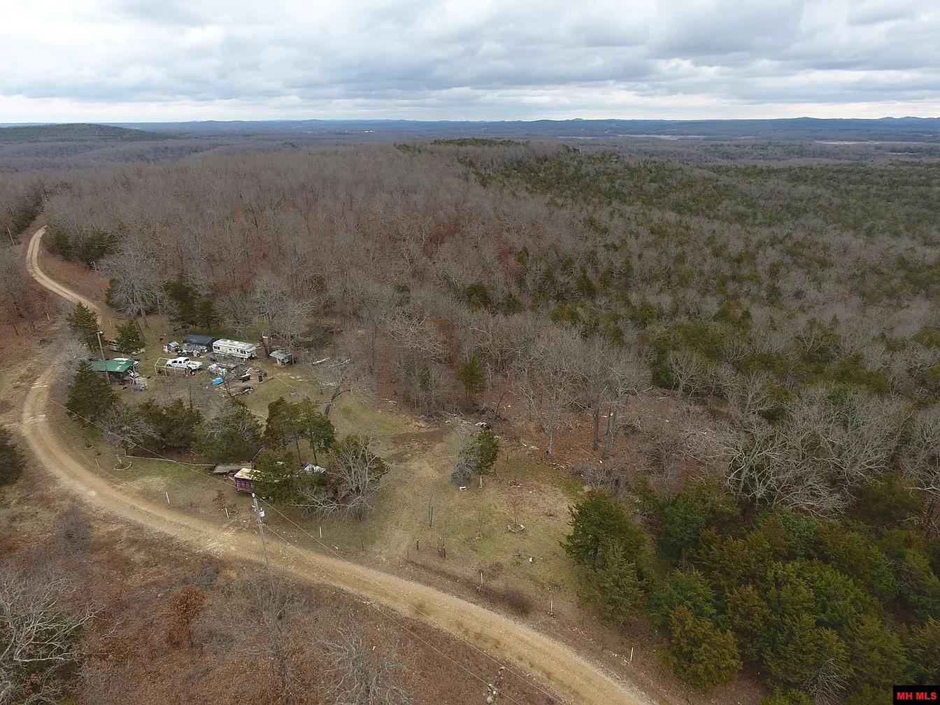 178 Round Robin Lane