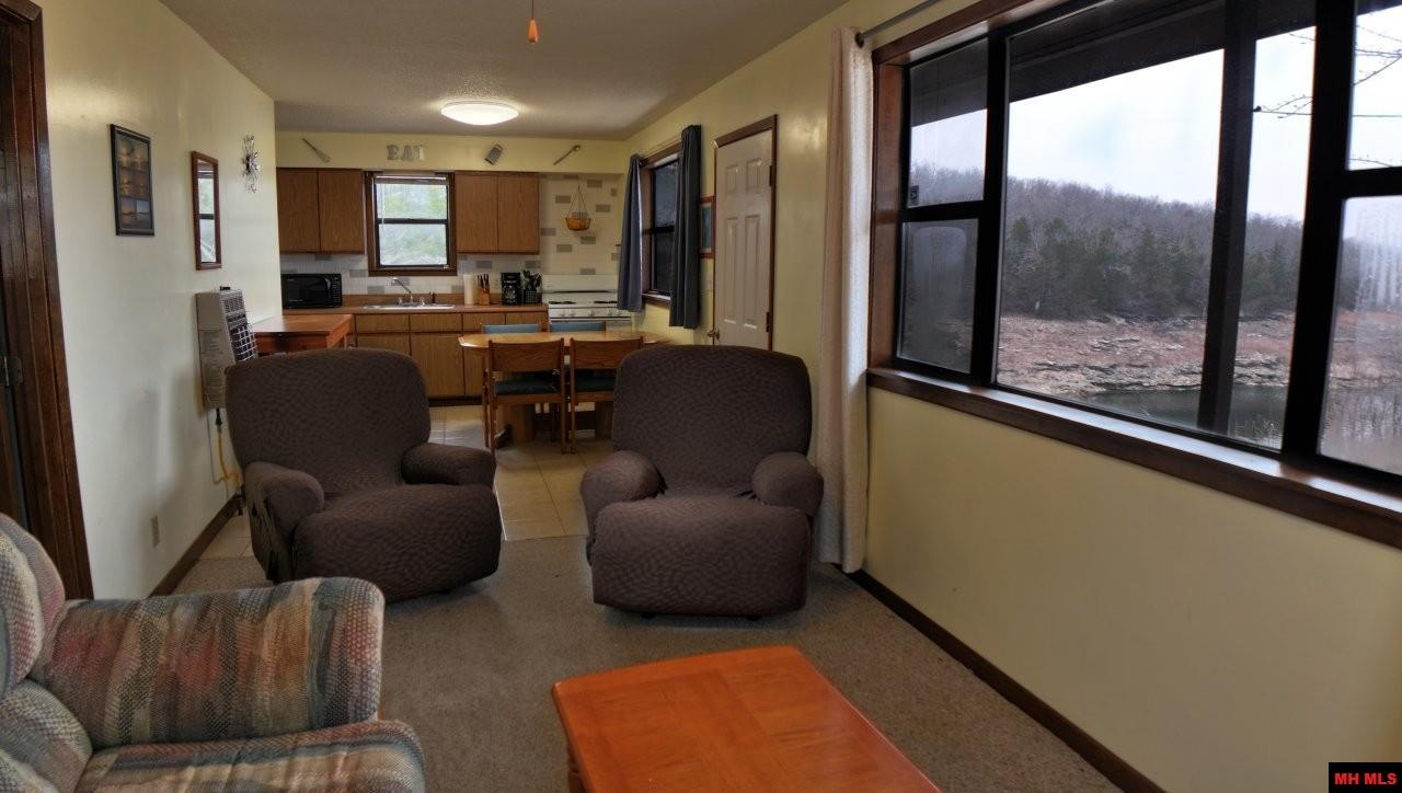 9476 PROMISE LAND ROAD Mountain Home, AR