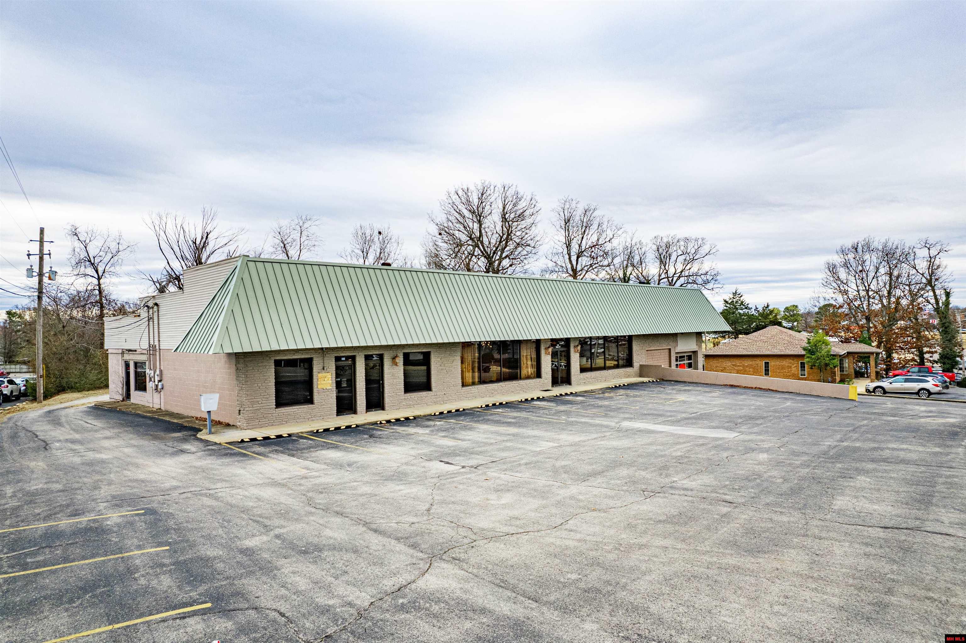 848 HWY 62 EAST, Mountain Home, AR