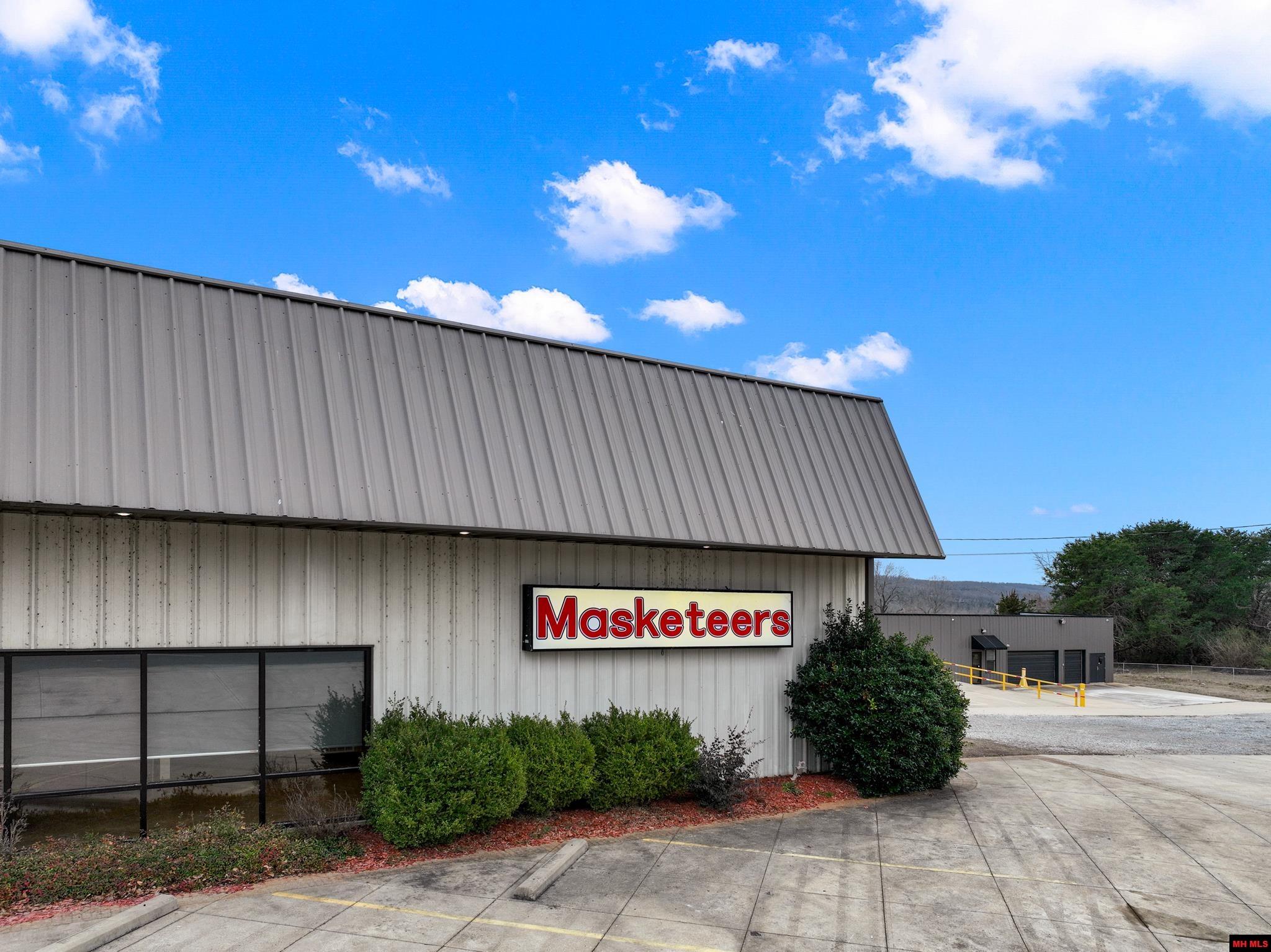 5499 HWY 62 EAST Mountain Home, AR