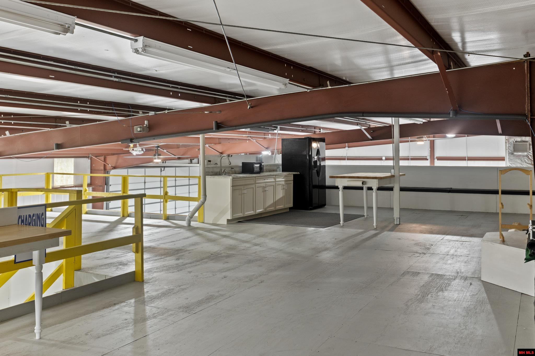 5499 HWY 62 EAST Mountain Home, AR