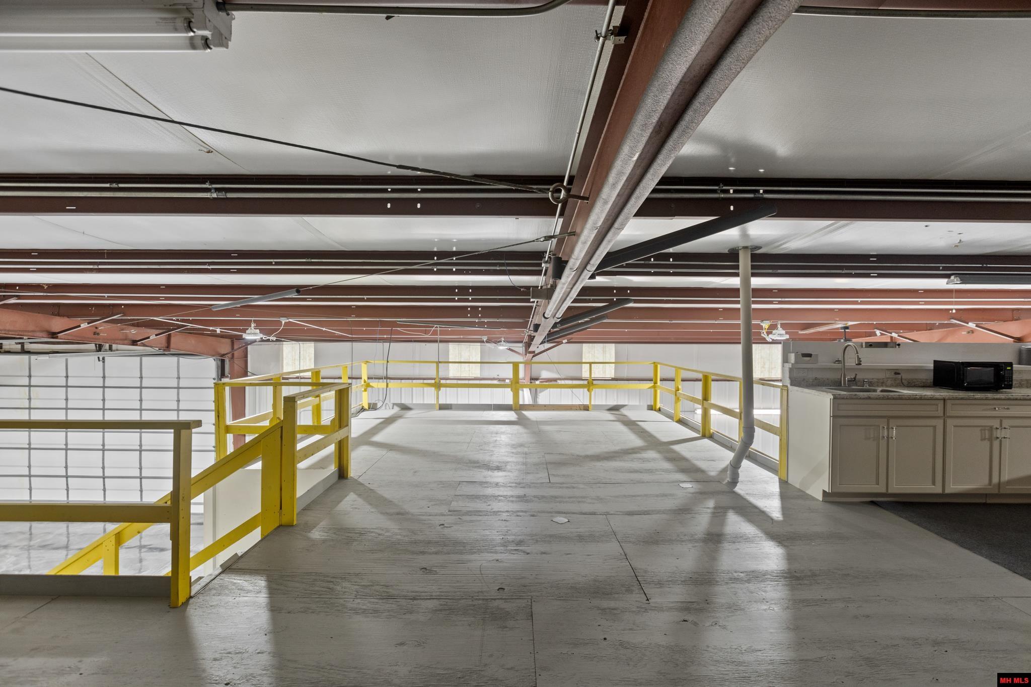 5499 HWY 62 EAST Mountain Home, AR