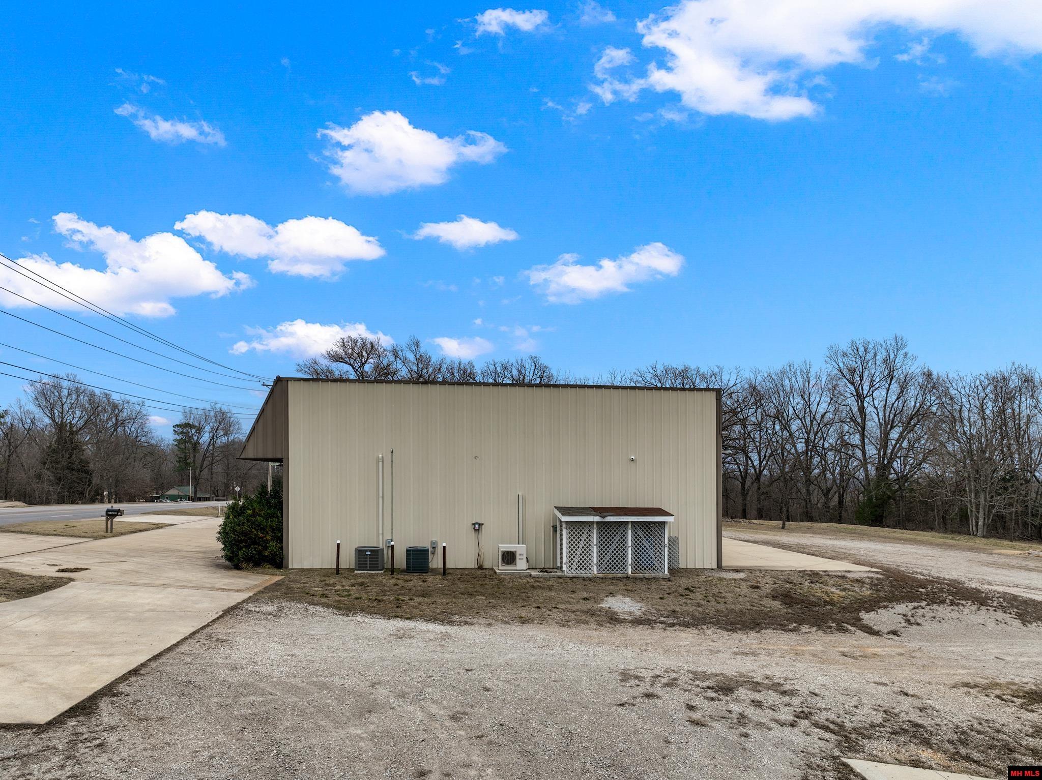 5499 HWY 62 EAST Mountain Home, AR