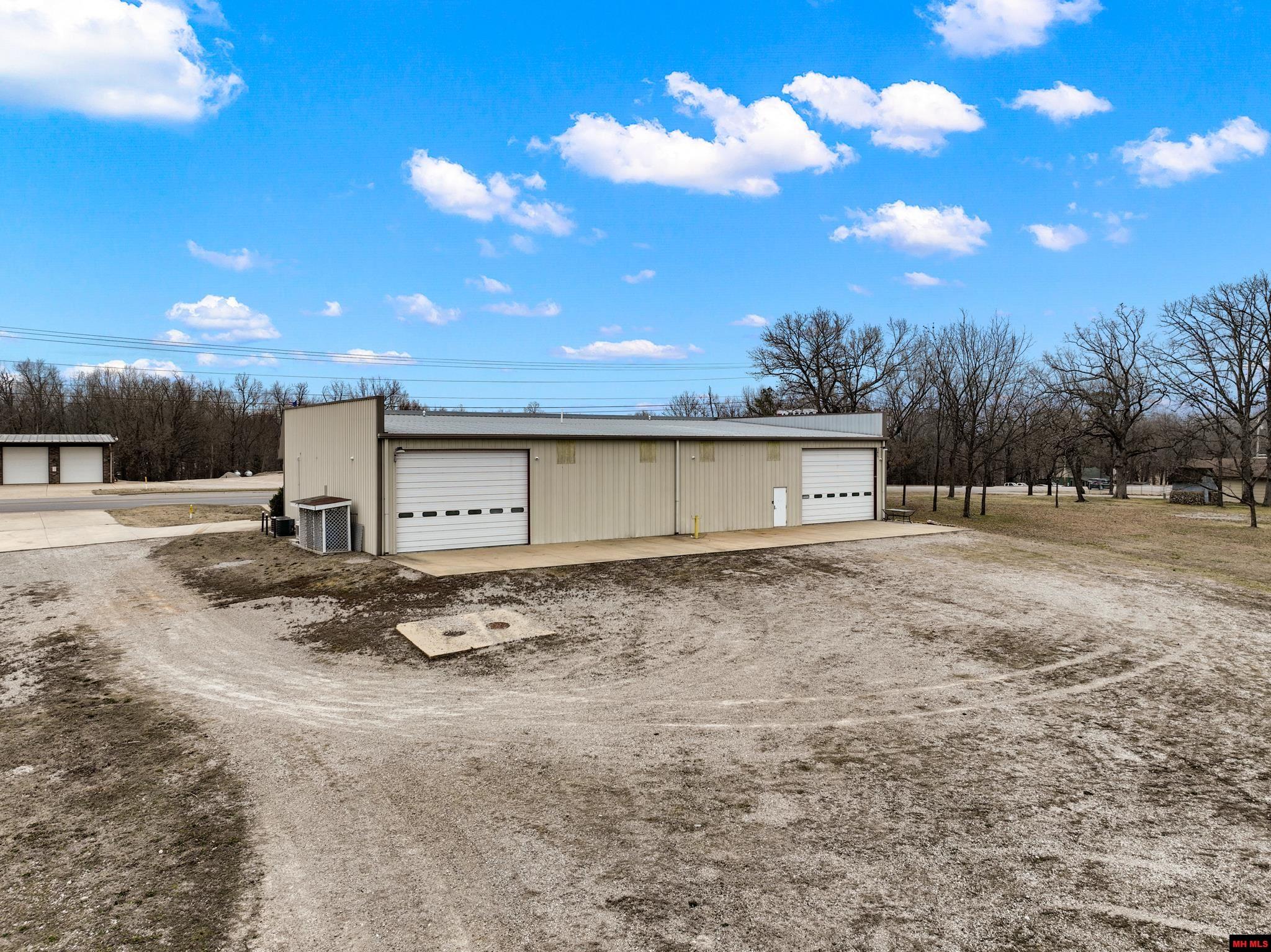 5499 HWY 62 EAST Mountain Home, AR