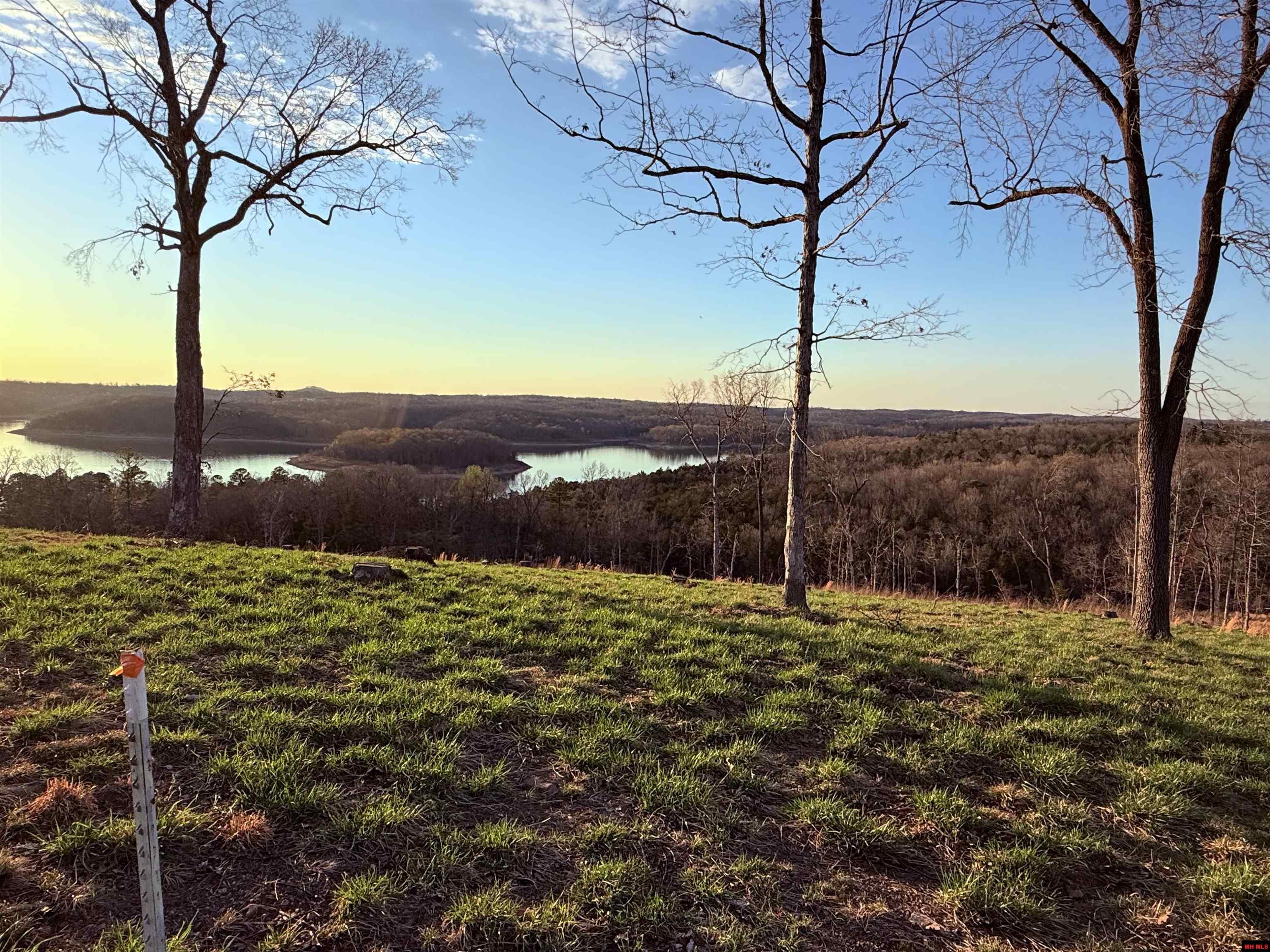 496-29115-000 Sunset Point Drive