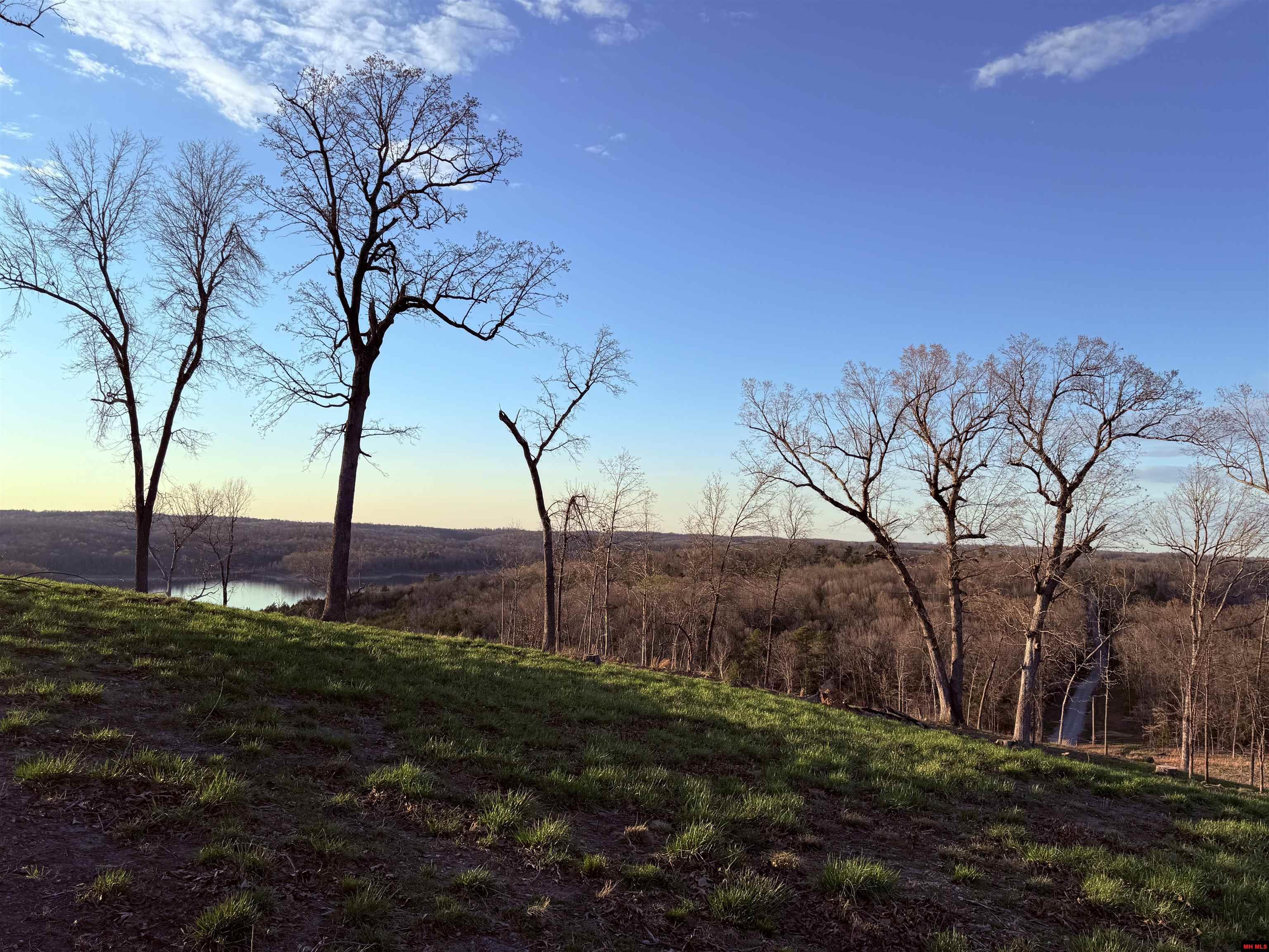 496-29115-000 Sunset Point Drive