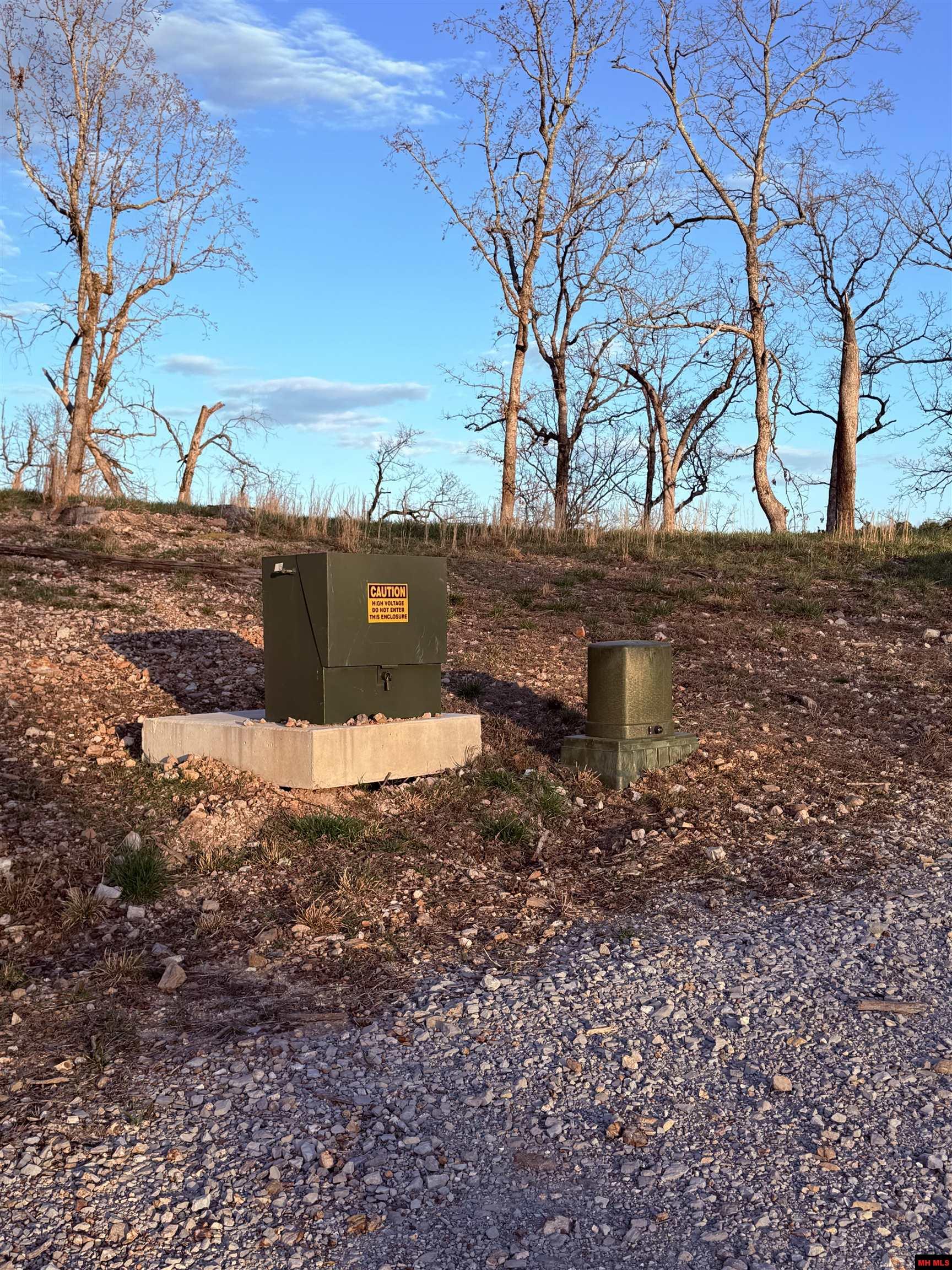 496-29115-000 Sunset Point Drive