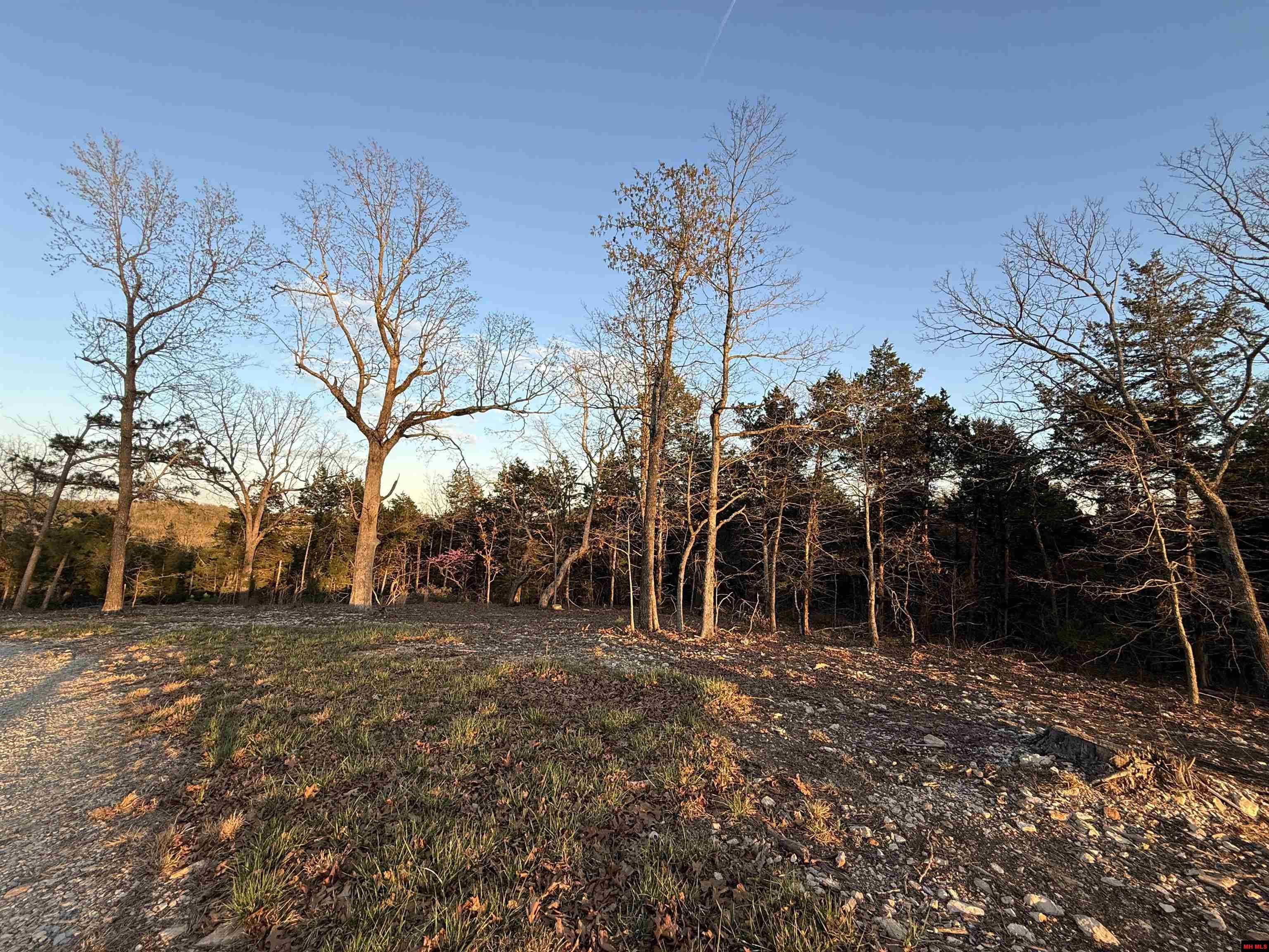 496-29115-000 Sunset Point Drive