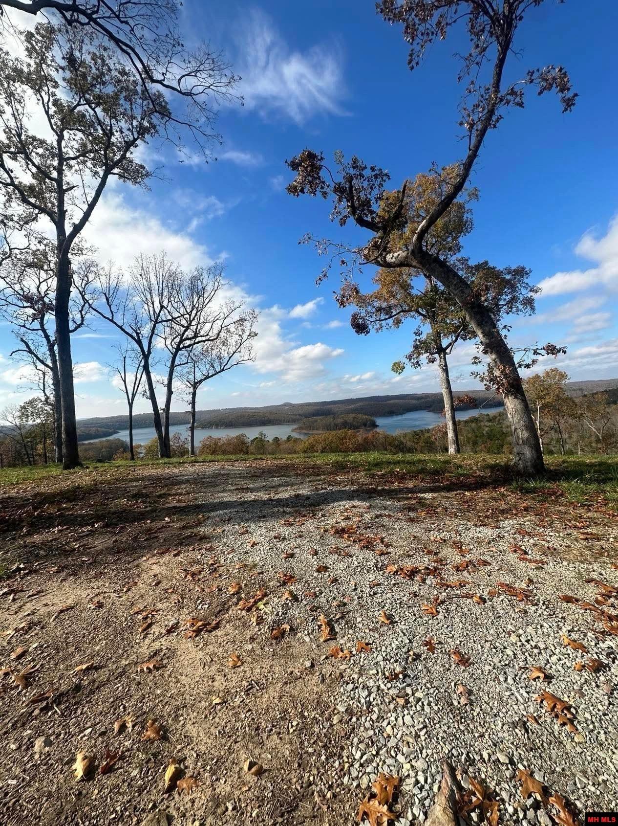 496-29115-000 Sunset Point Drive