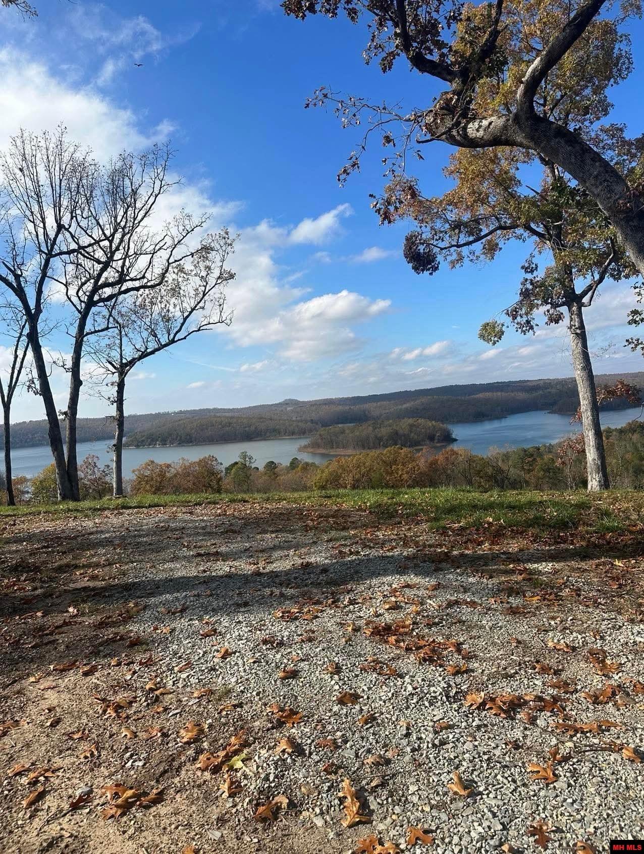 496-29115-000 Sunset Point Drive