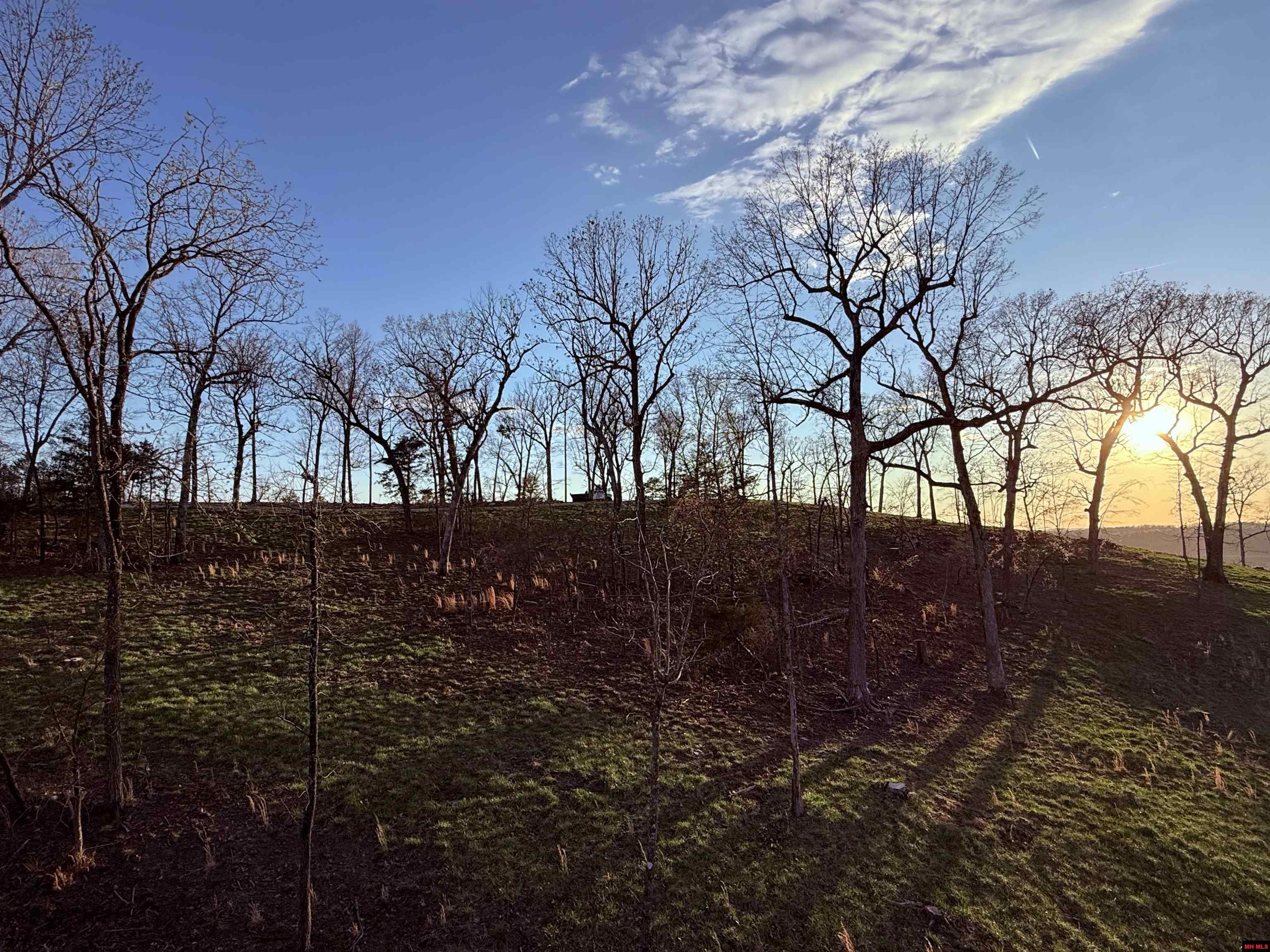 496-29115-000 Sunset Point Drive