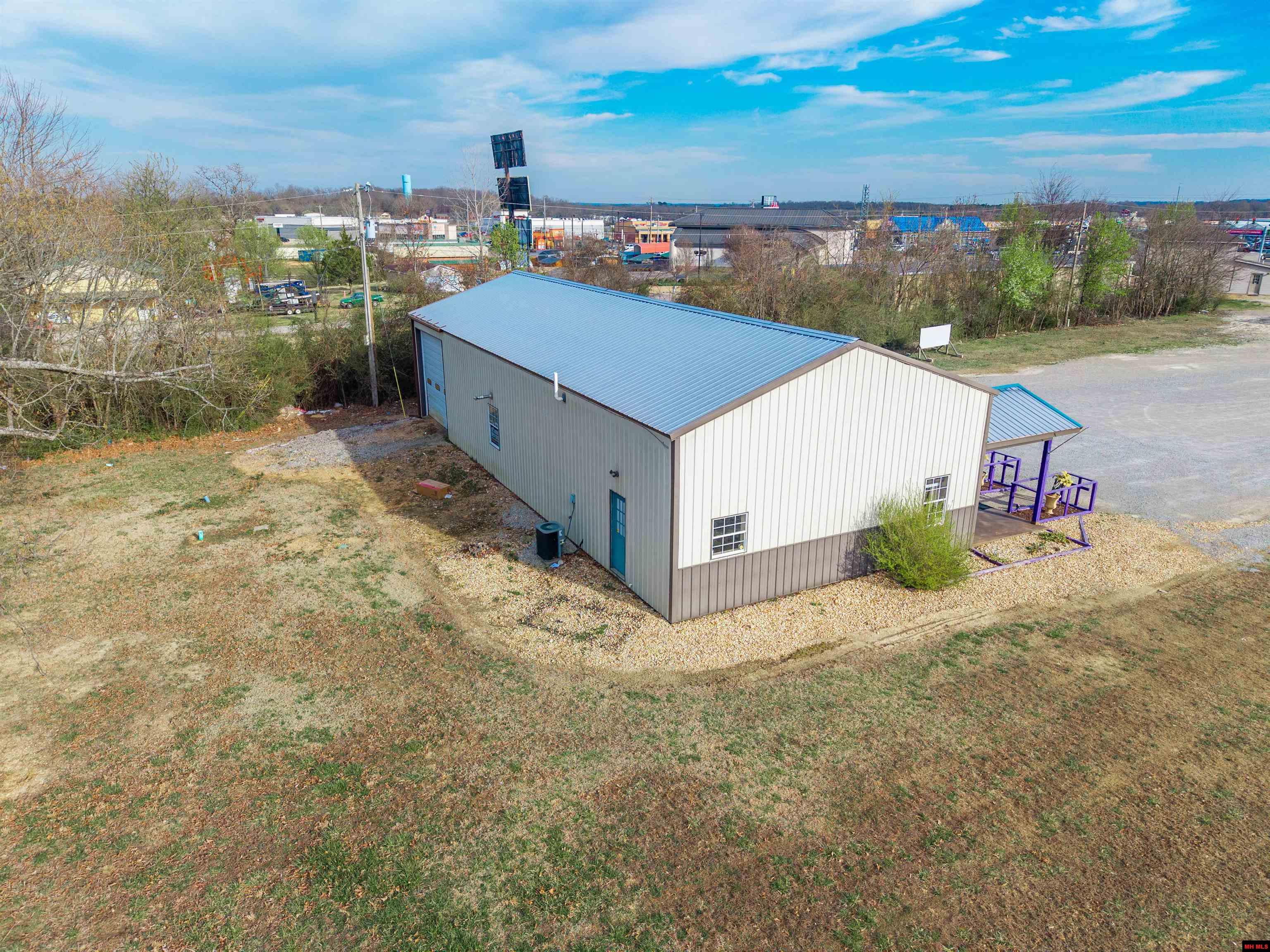 2620 HWY 62 EAST Mountain Home, AR
