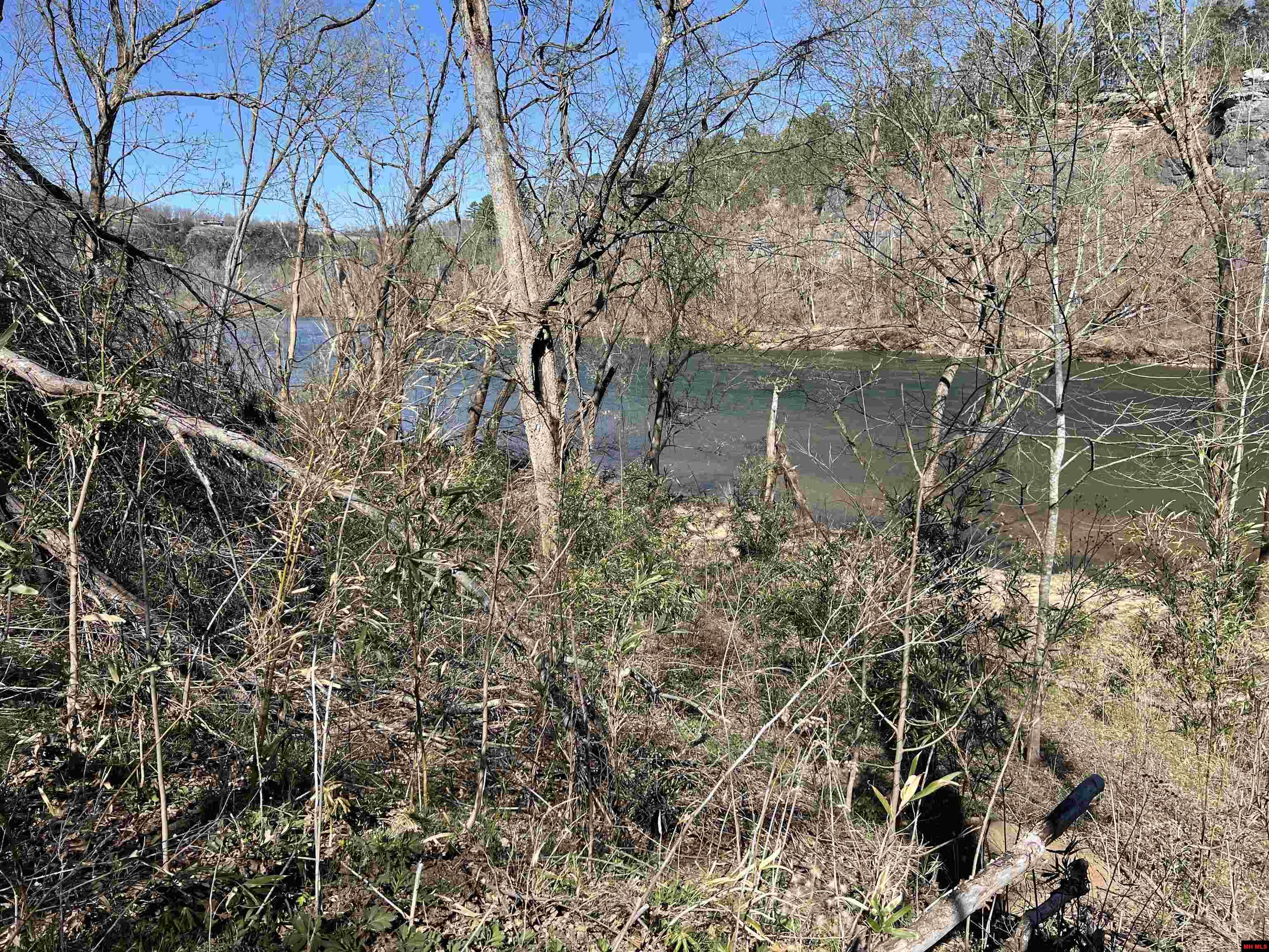 001-11244-036 Travis Terrace