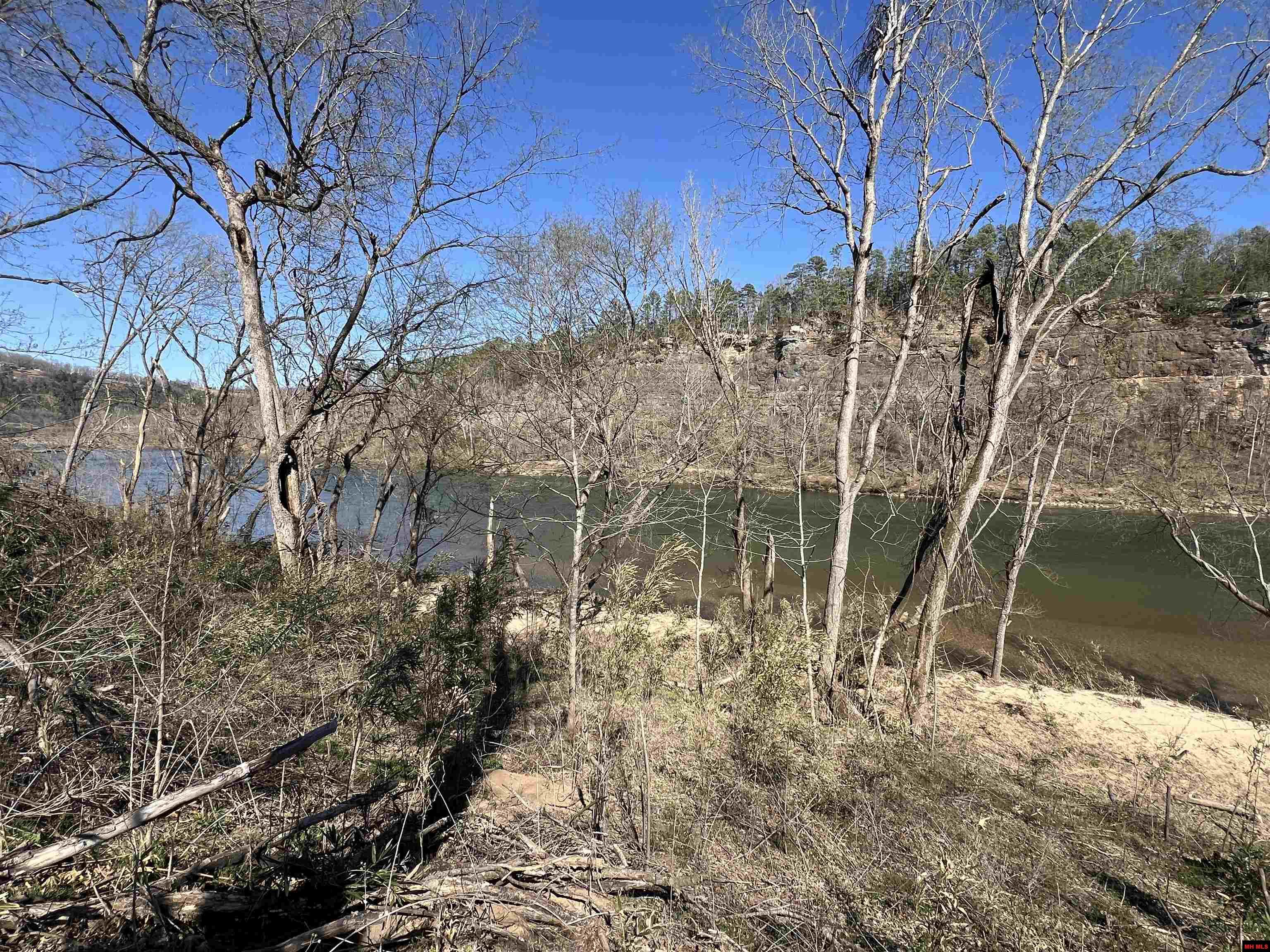 002-11244-036 Travis Terrace