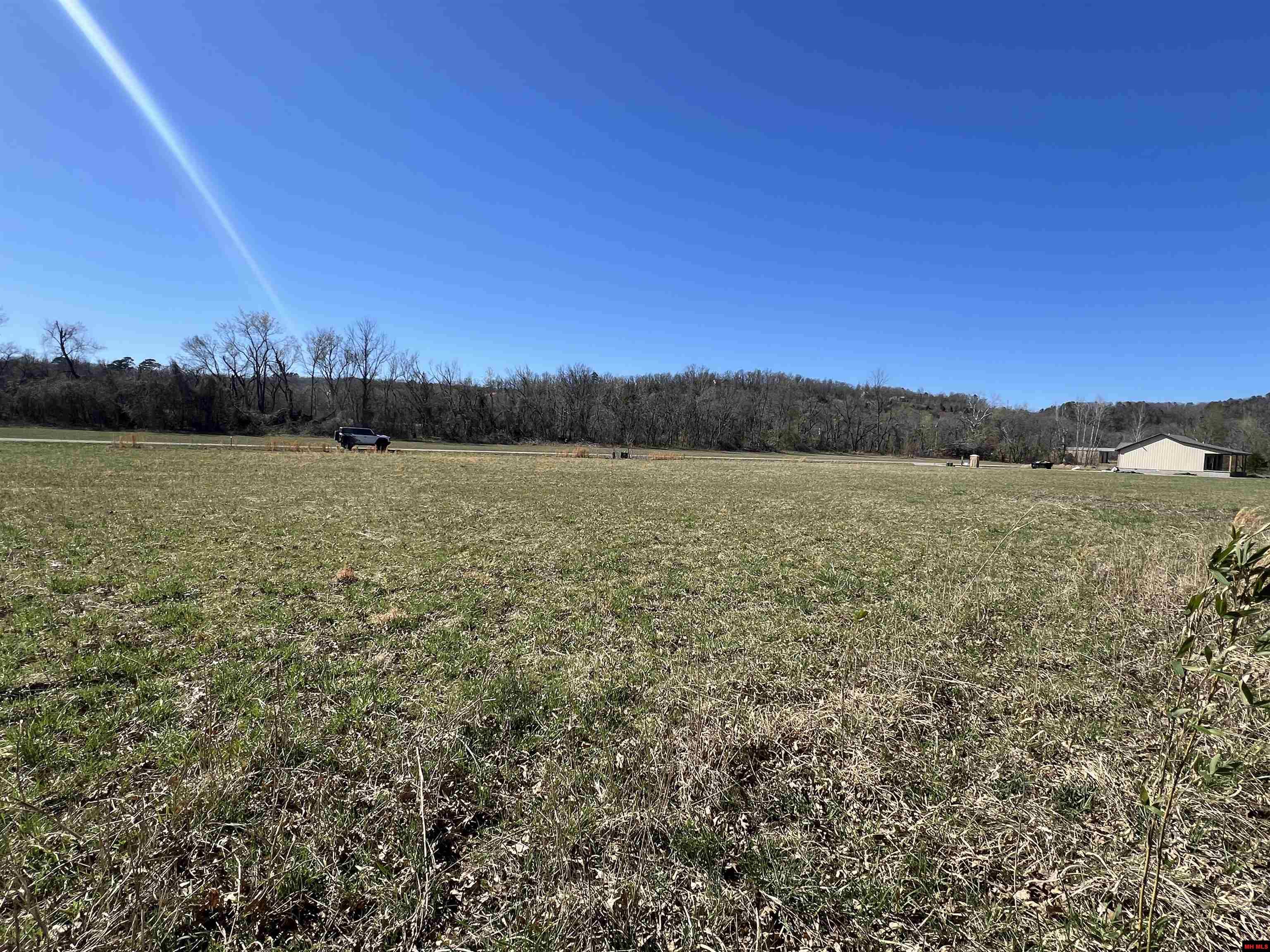 002-11244-036 Travis Terrace