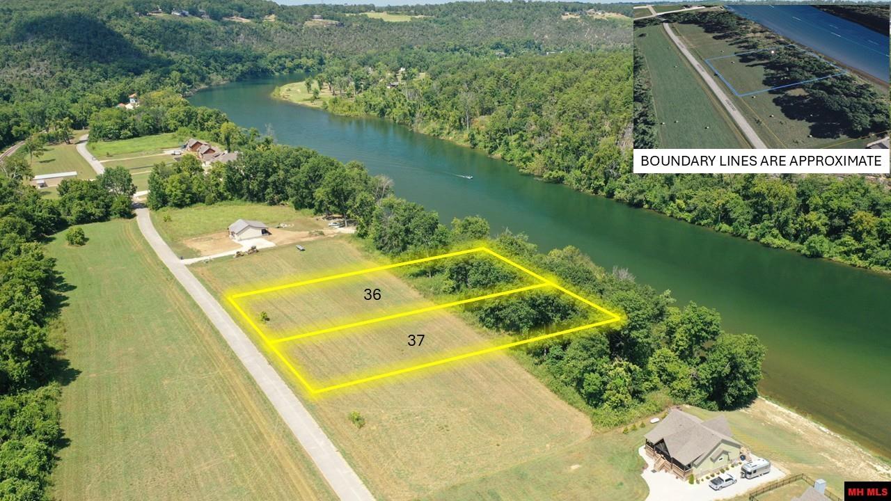 002-11244-036 Travis Terrace