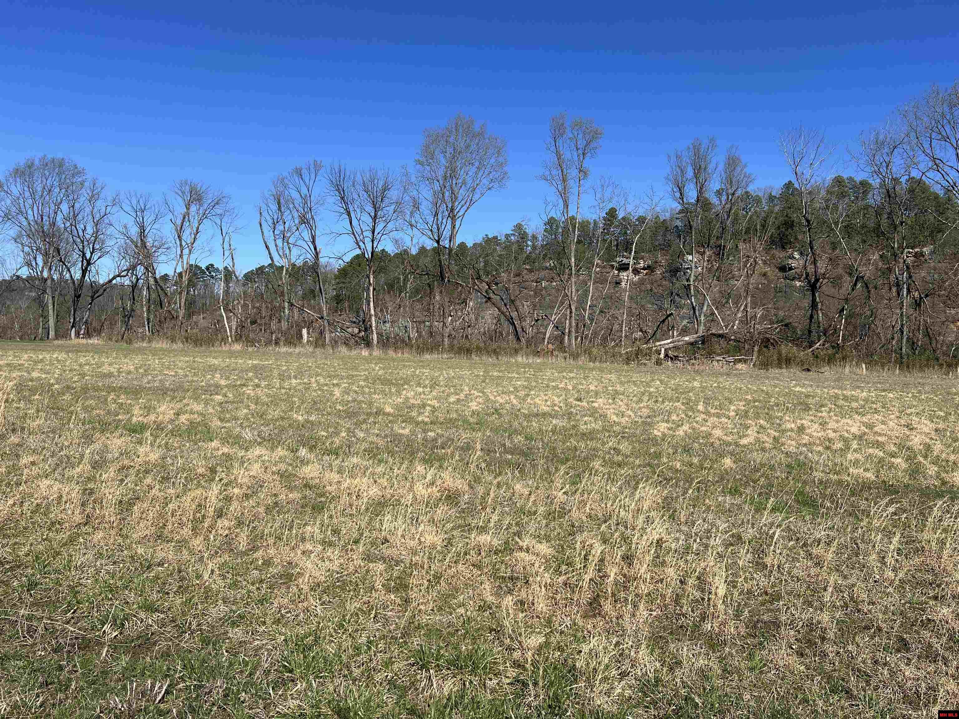 002-11244-036 Travis Terrace