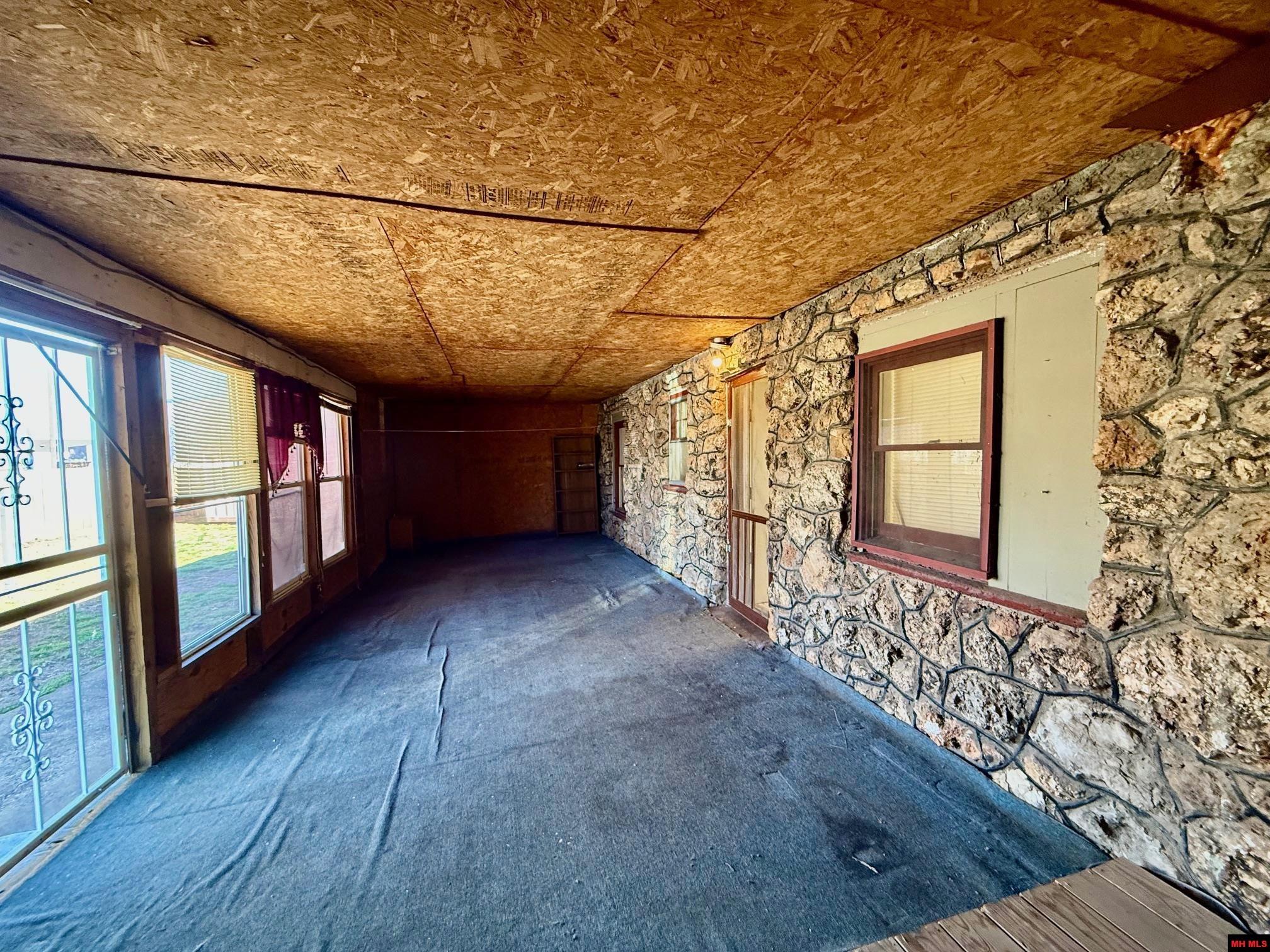 1681 S South Us Highway 63