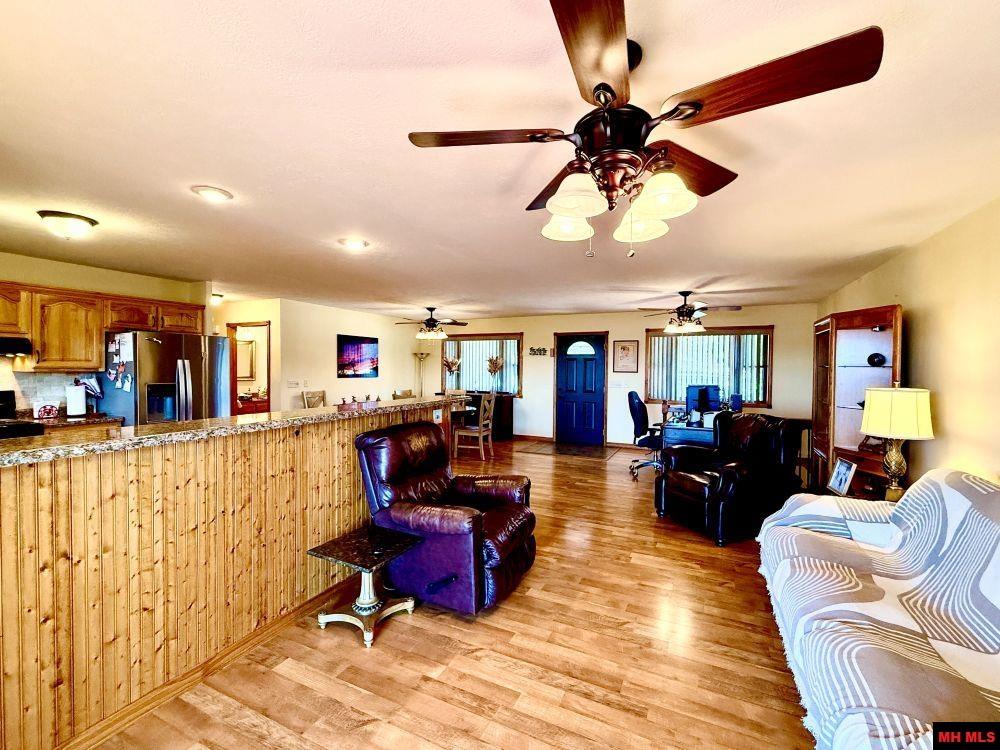 10019 Promise Land Road