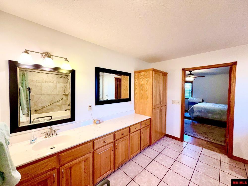 10019 Promise Land Road