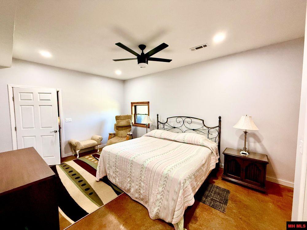 10019 Promise Land Road