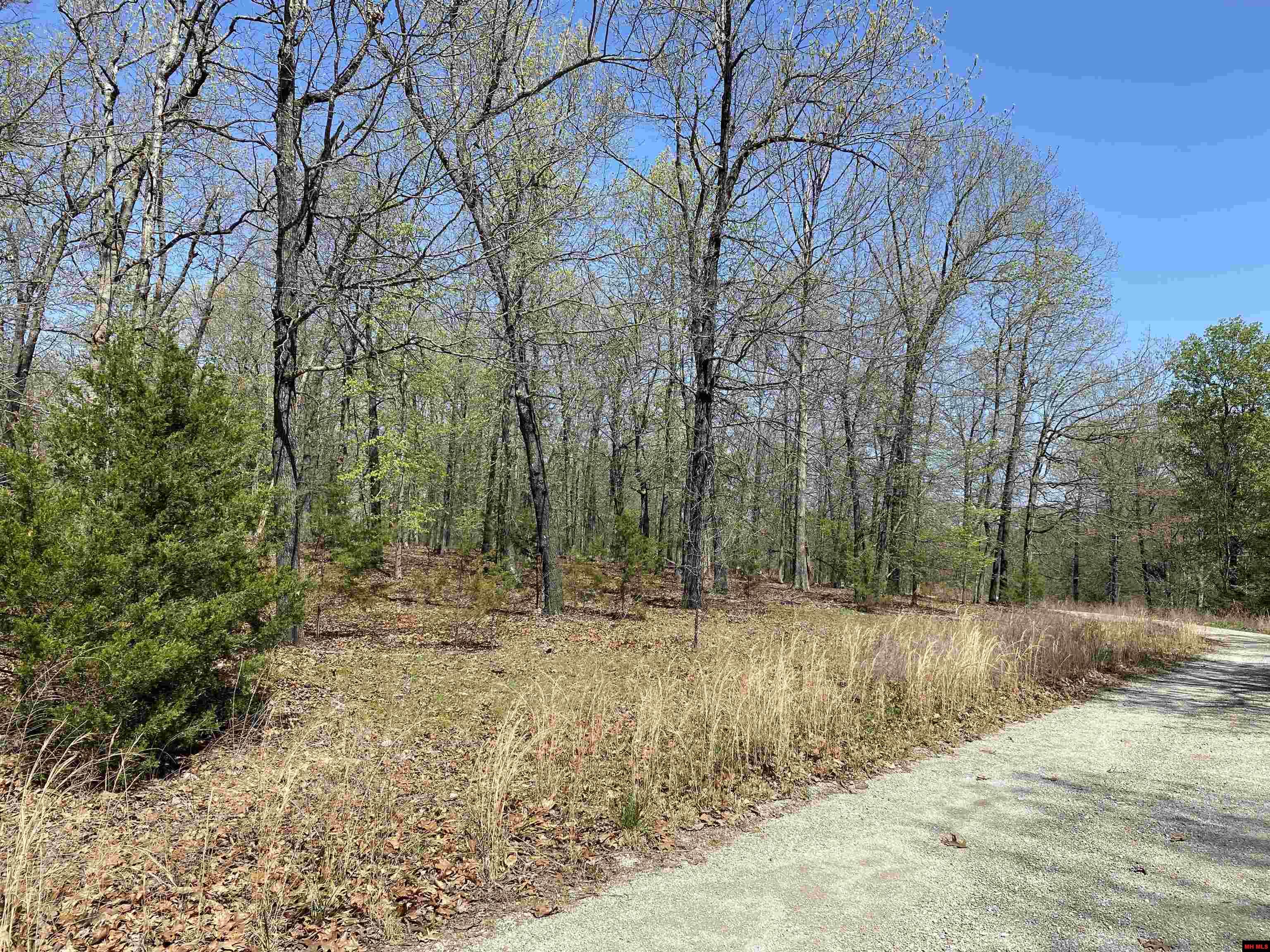 563-00020-000 Sunrise Circle