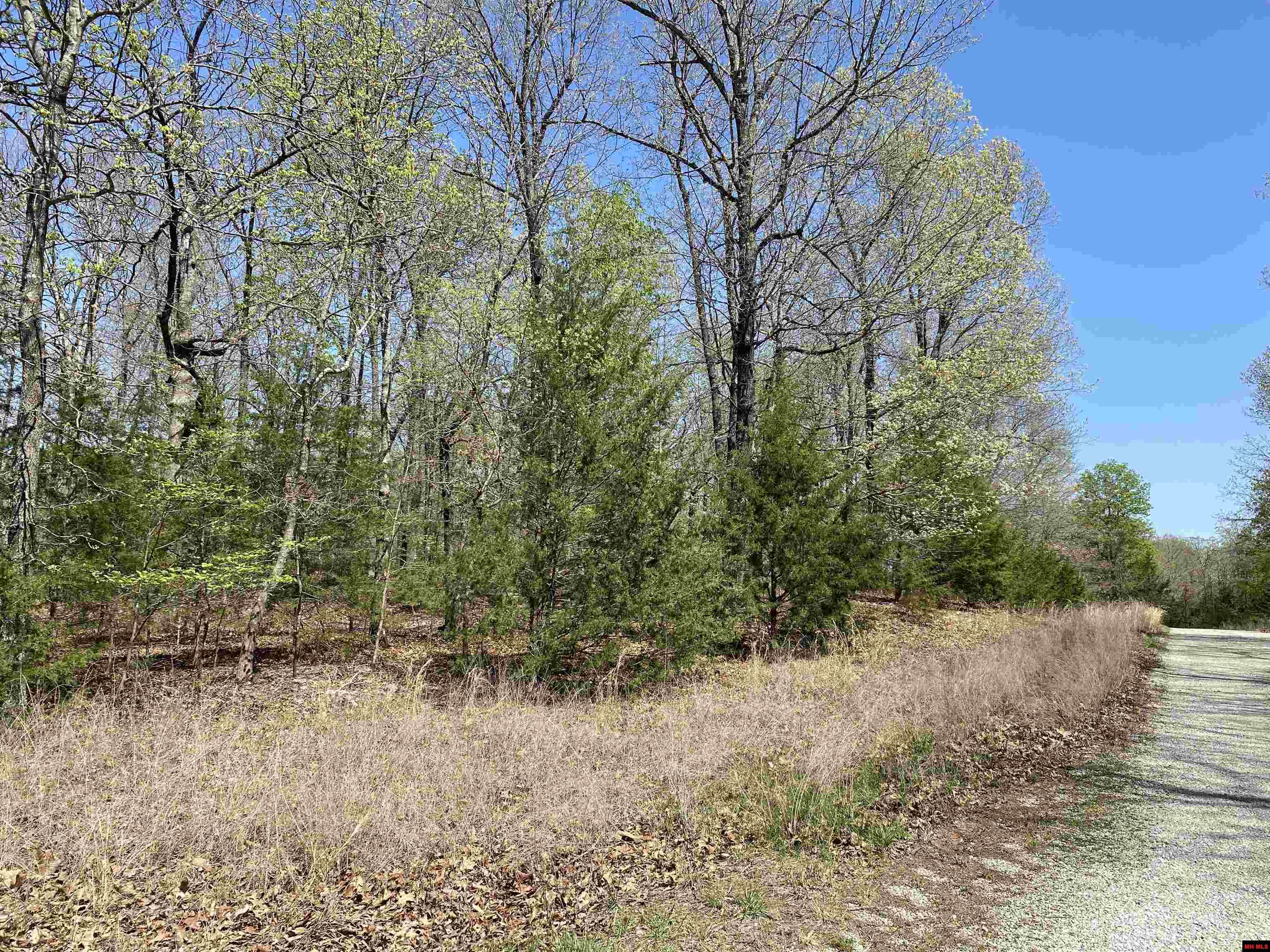 563-00020-000 Sunrise Circle