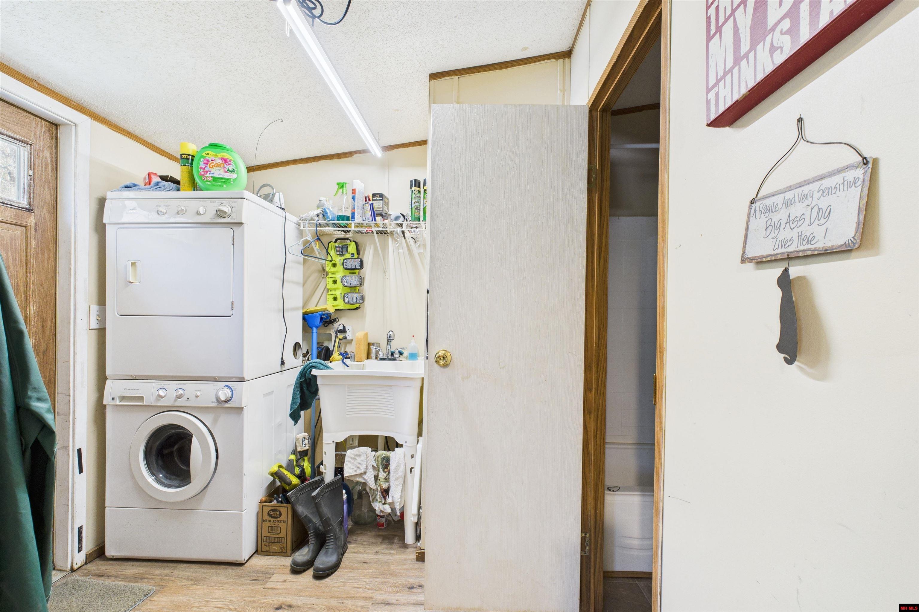 6595 Push Mountain Road