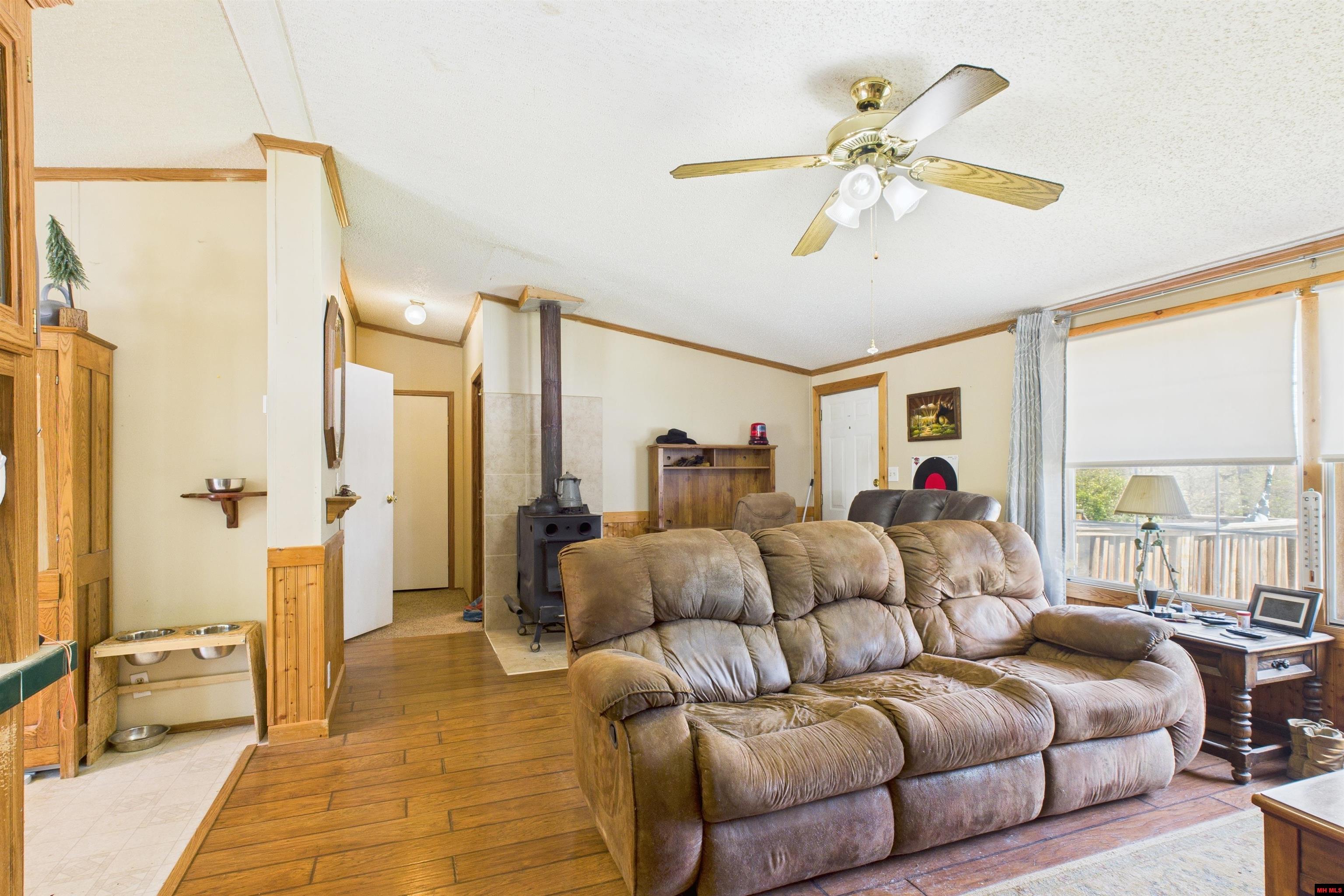 6595 Push Mountain Road