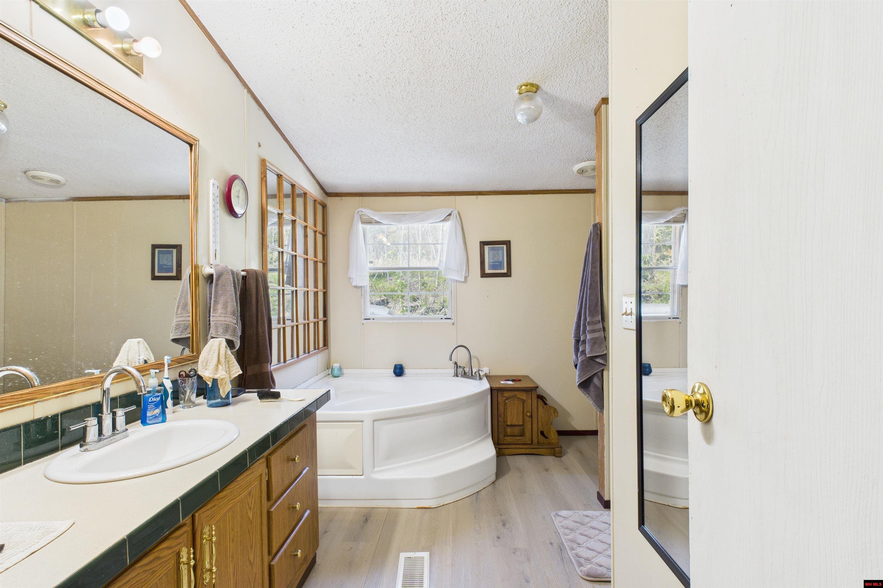 6595 Push Mountain Road