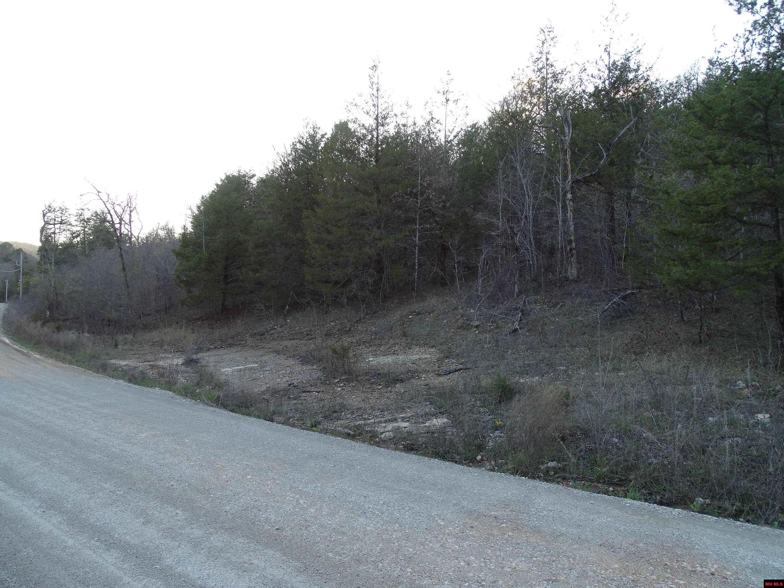 001-00379-001 Mc 6064