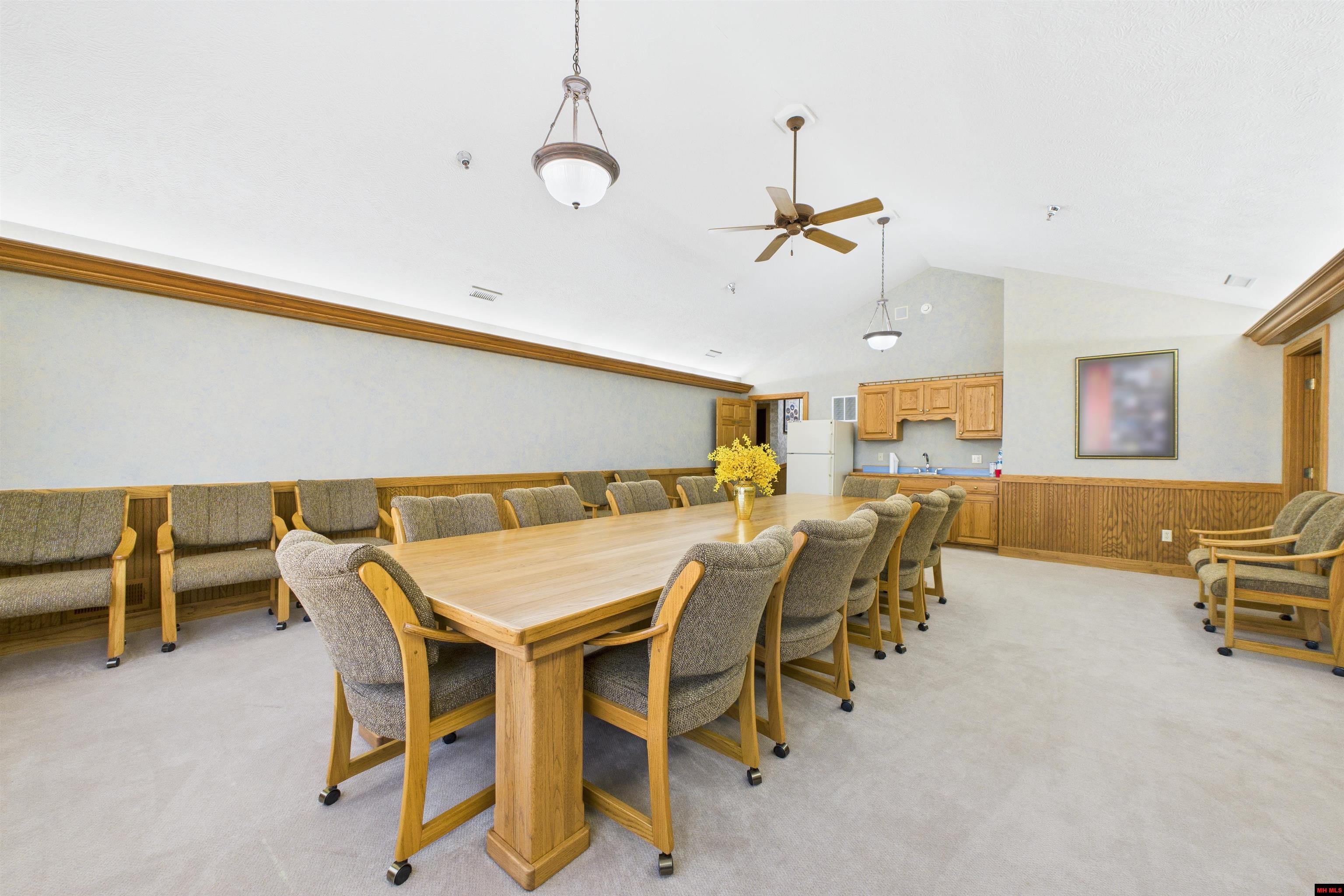 25 AIRPORT ROAD Flippin, AR