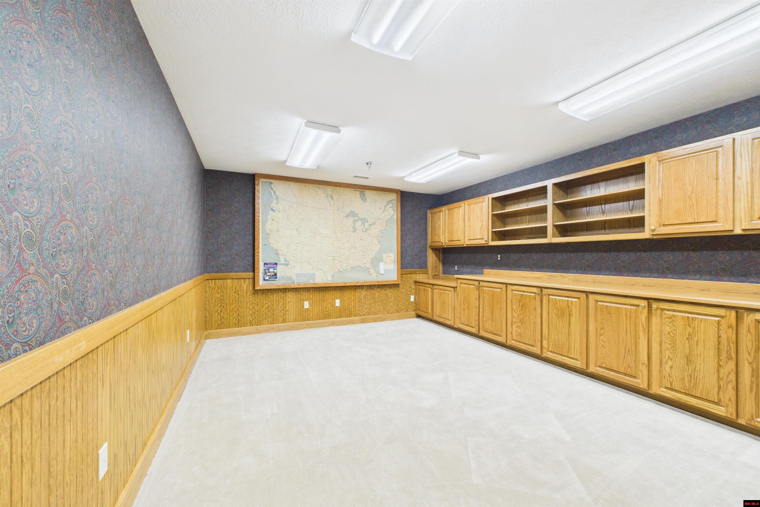 25 AIRPORT ROAD Flippin, AR