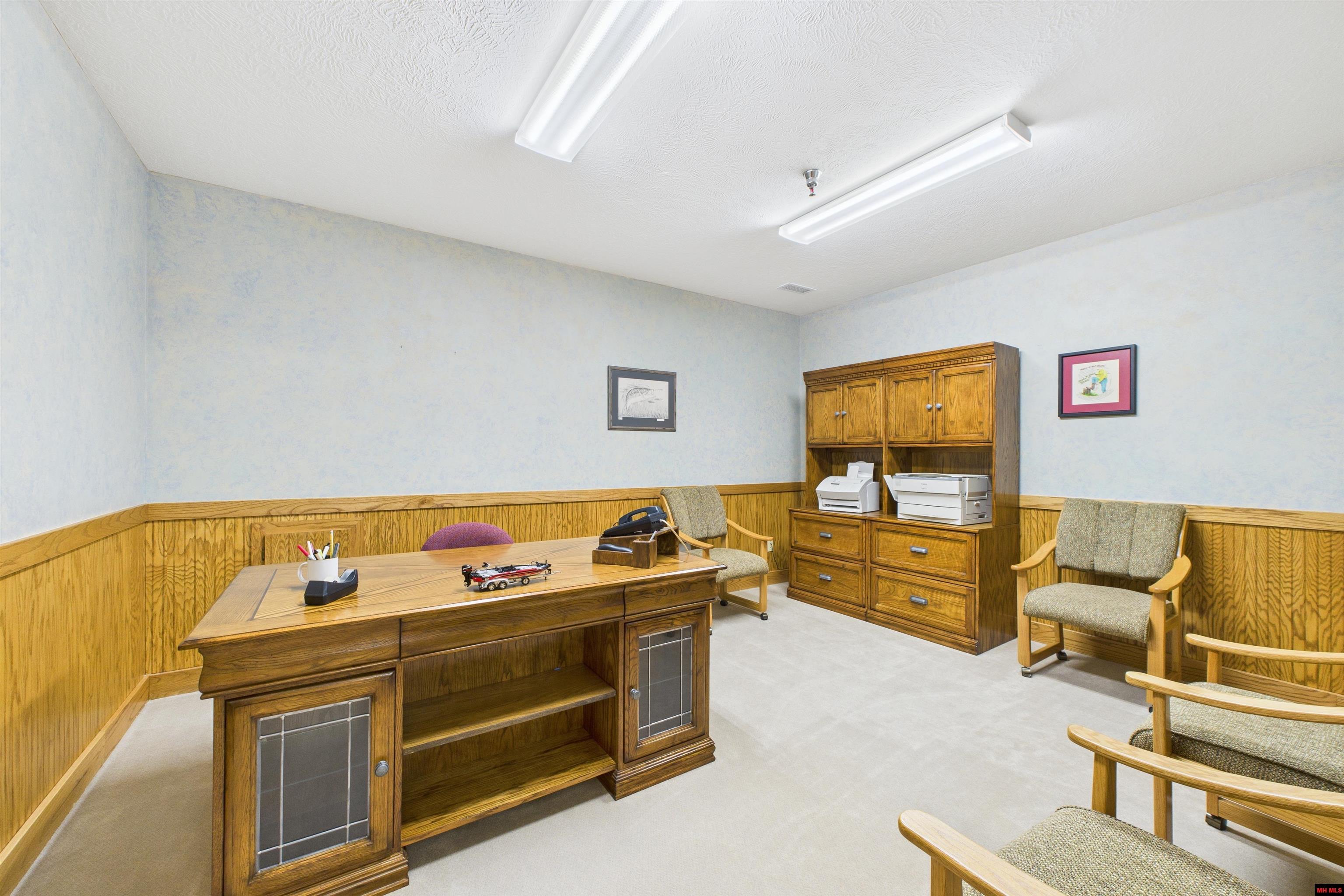 25 AIRPORT ROAD Flippin, AR