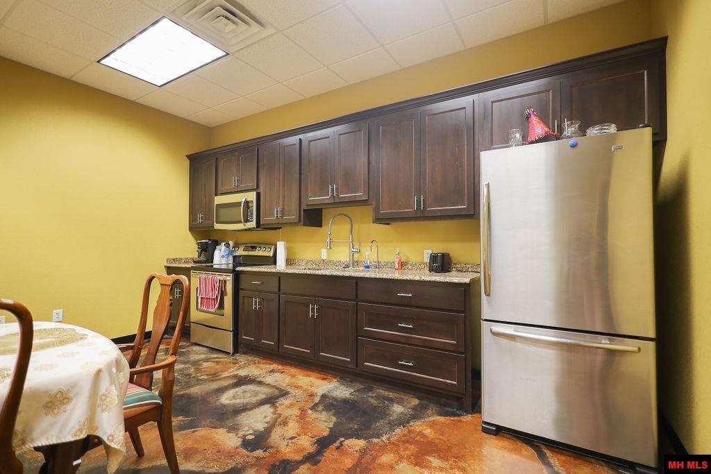 167 TUCKER CEMETERY ROAD Gassville, AR