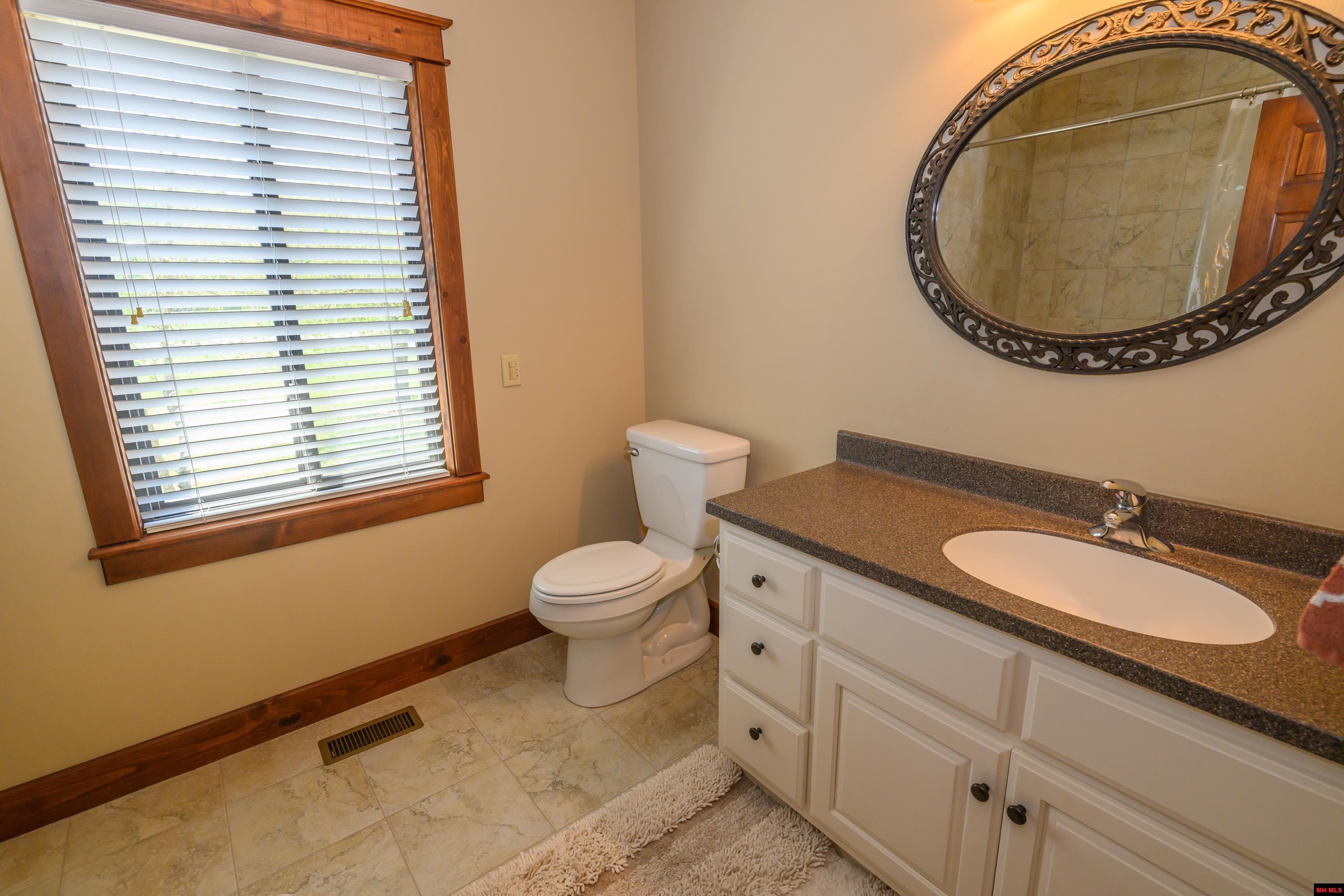 349 MCPHEARSON TERRACE Norfork, AR