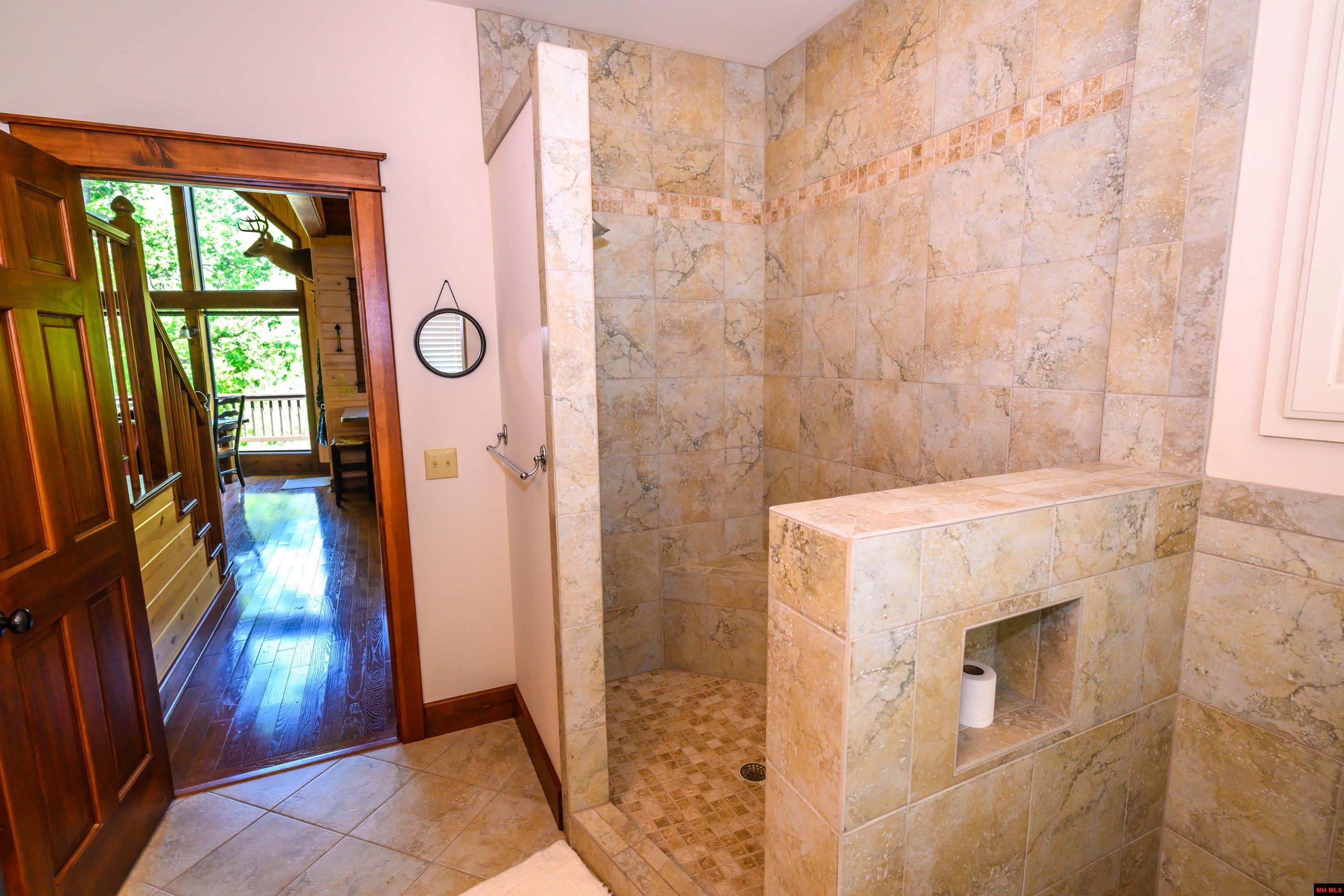 349 MCPHEARSON TERRACE Norfork, AR