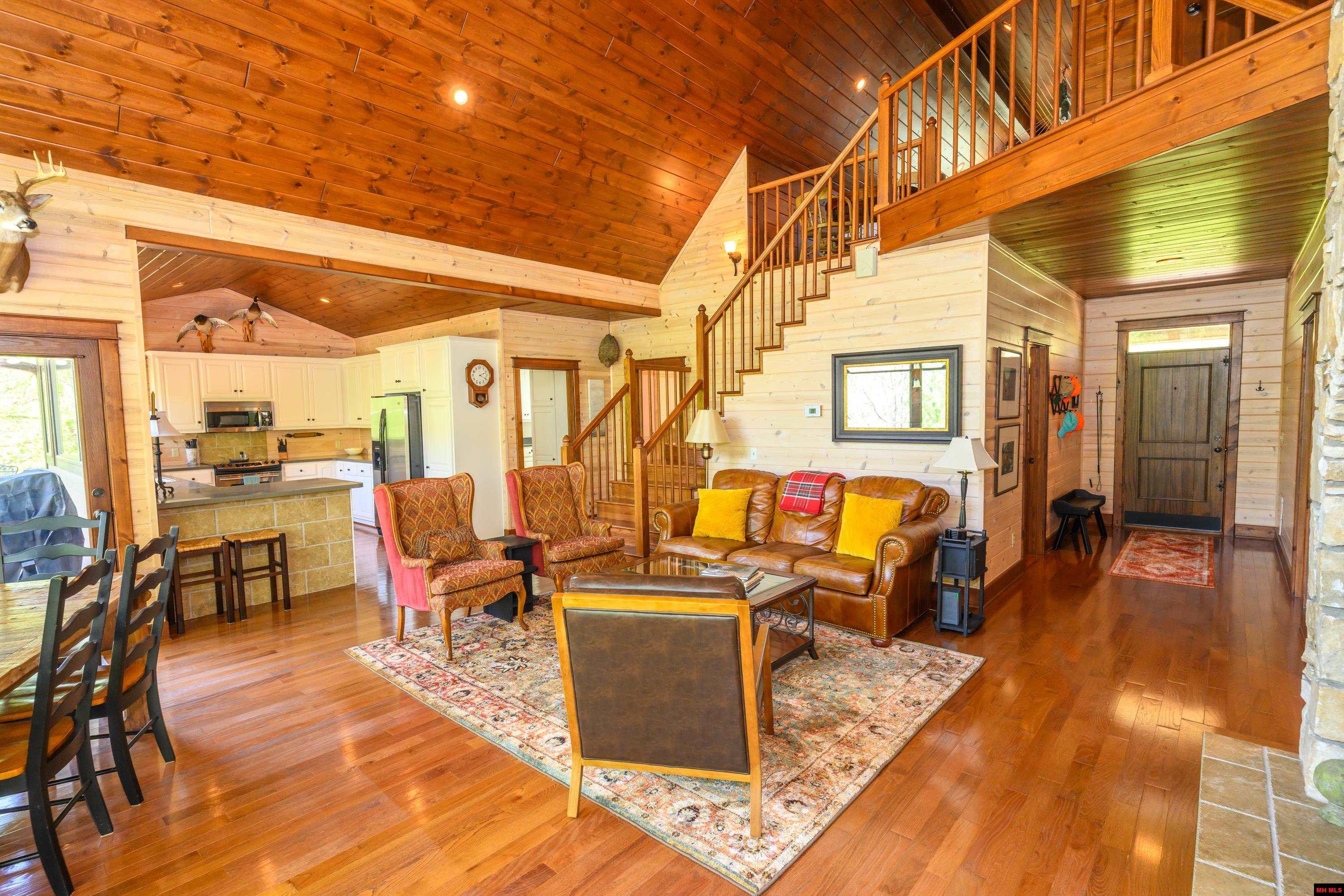 349 MCPHEARSON TERRACE Norfork, AR