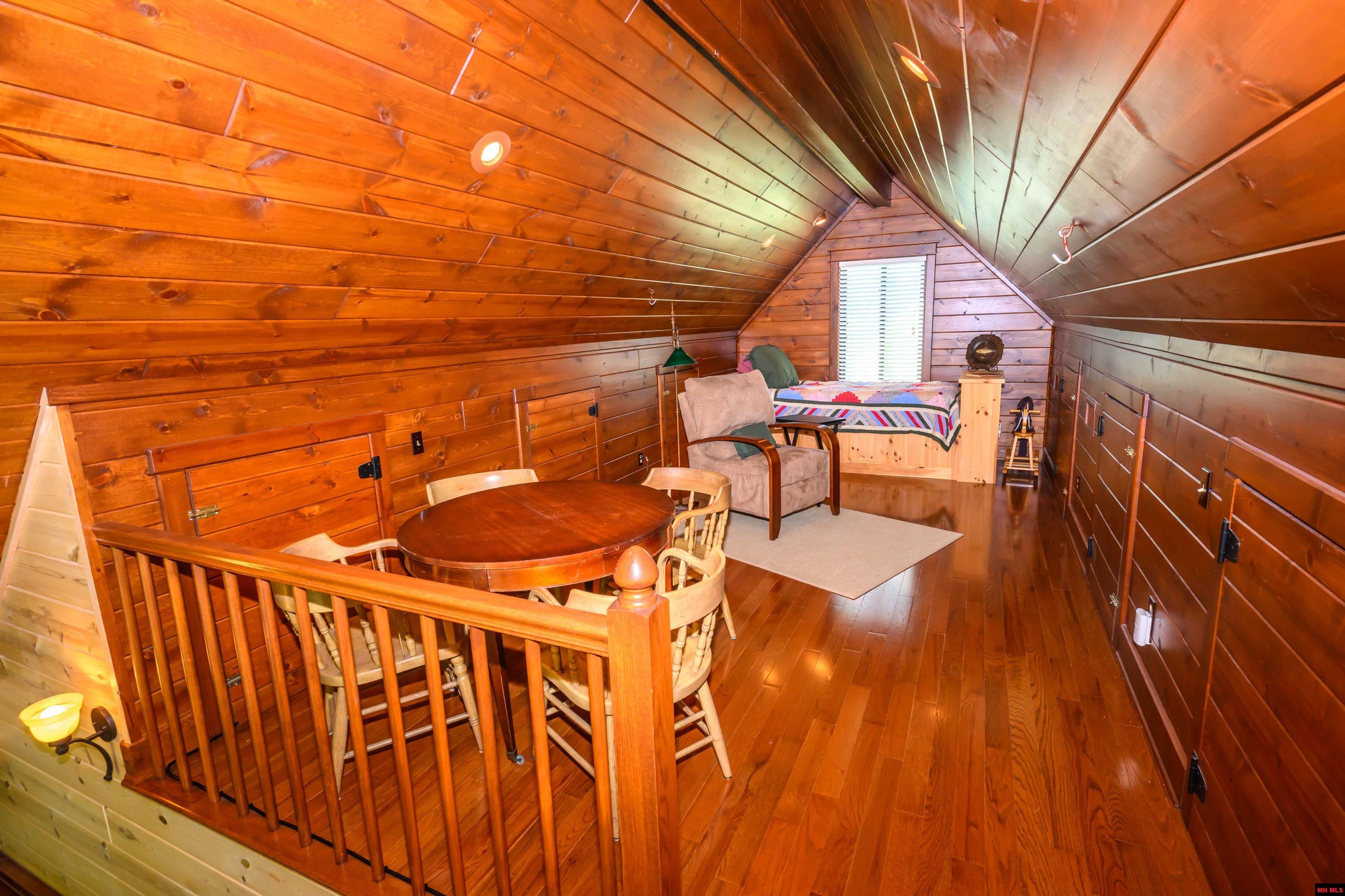 349 MCPHEARSON TERRACE Norfork, AR