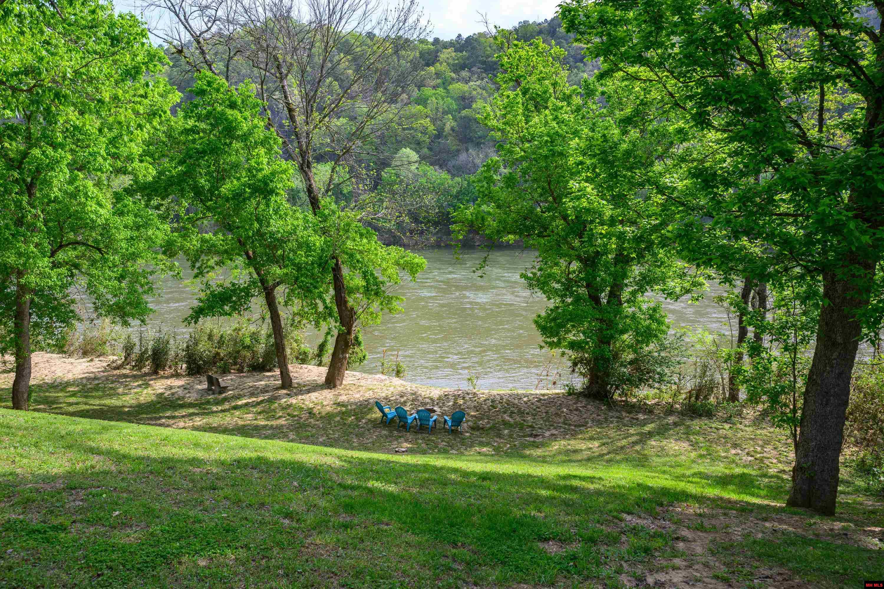 349 MCPHEARSON TERRACE Norfork, AR