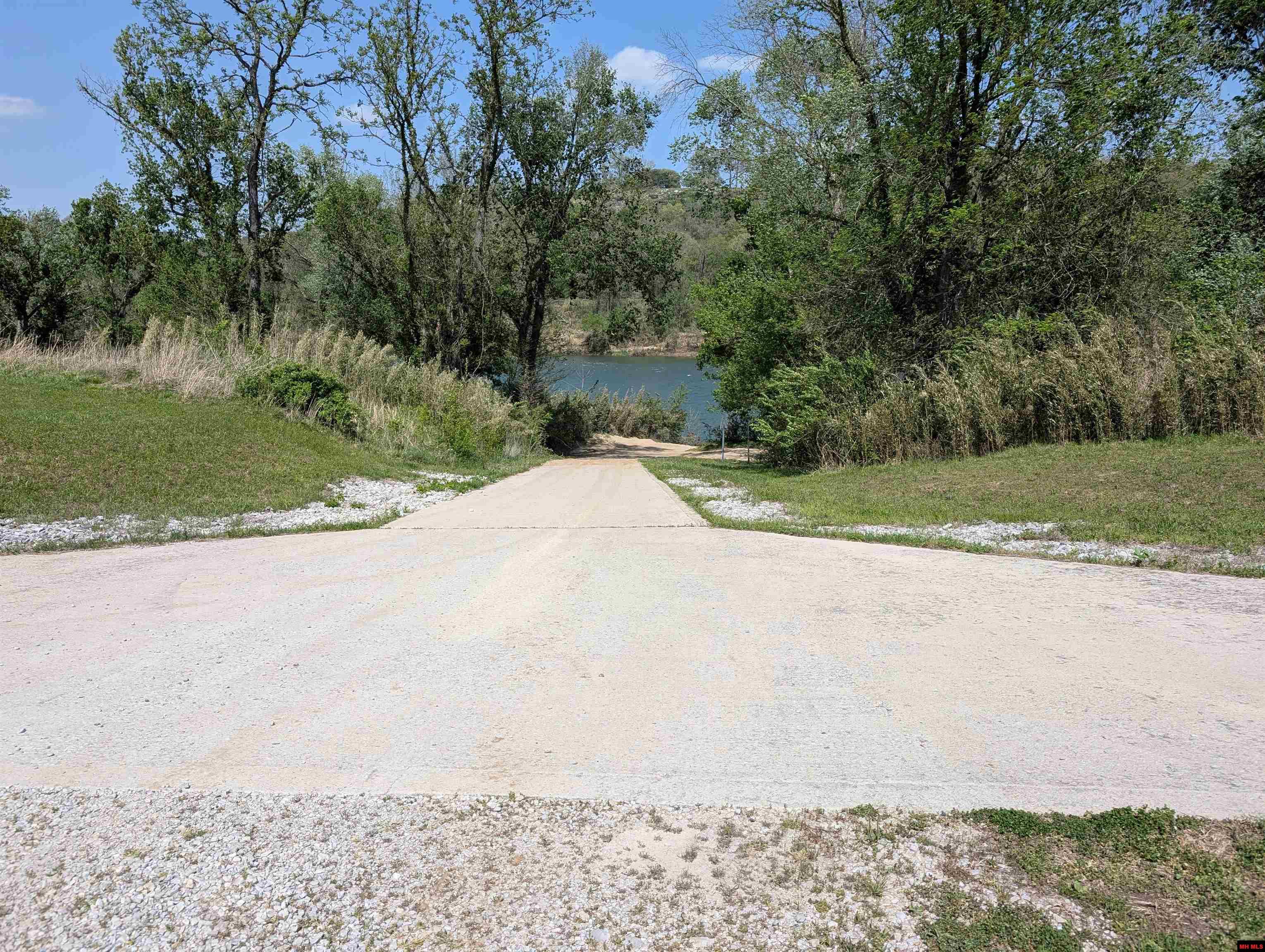 349 MCPHEARSON TERRACE Norfork, AR