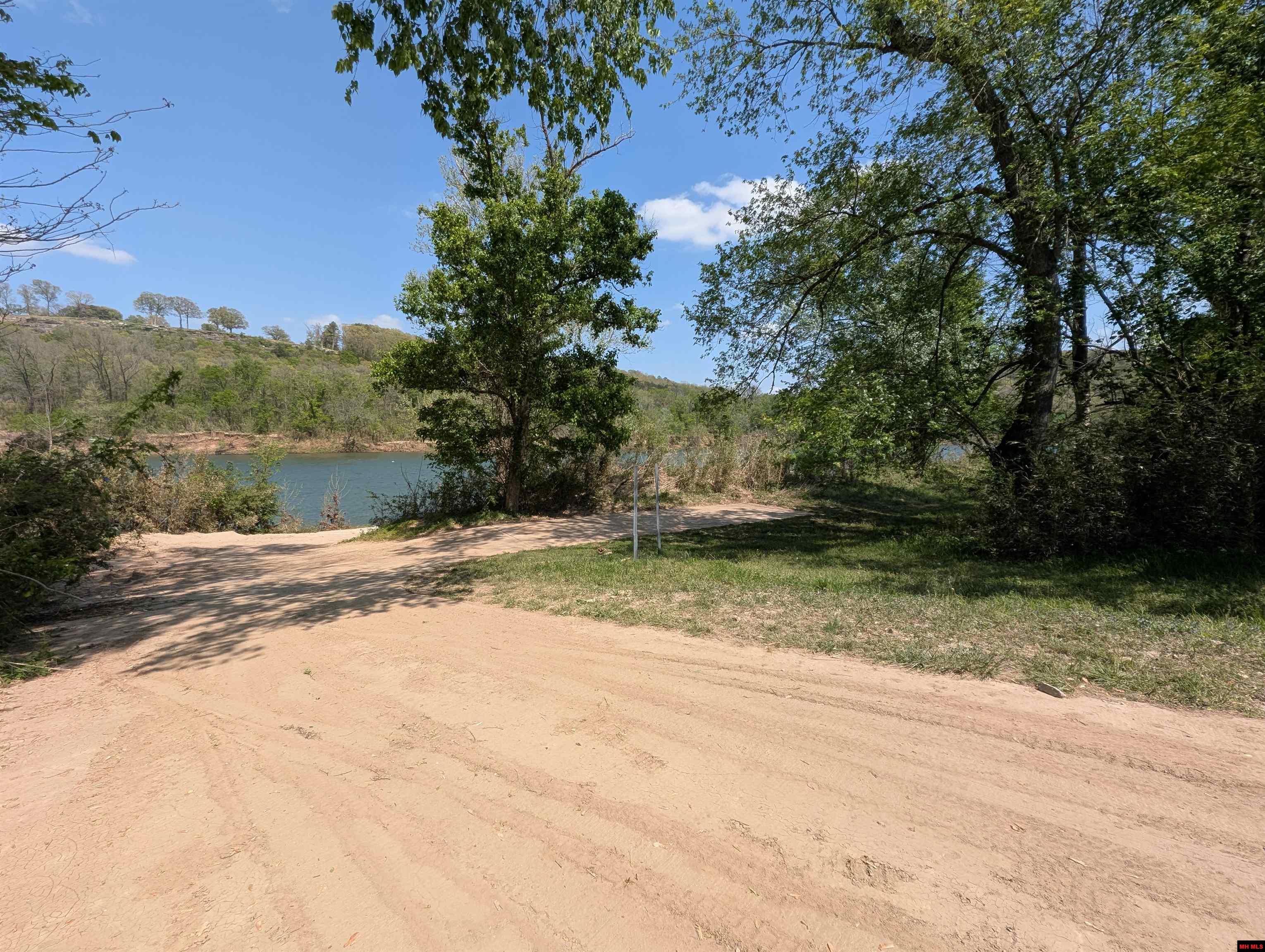 349 MCPHEARSON TERRACE Norfork, AR