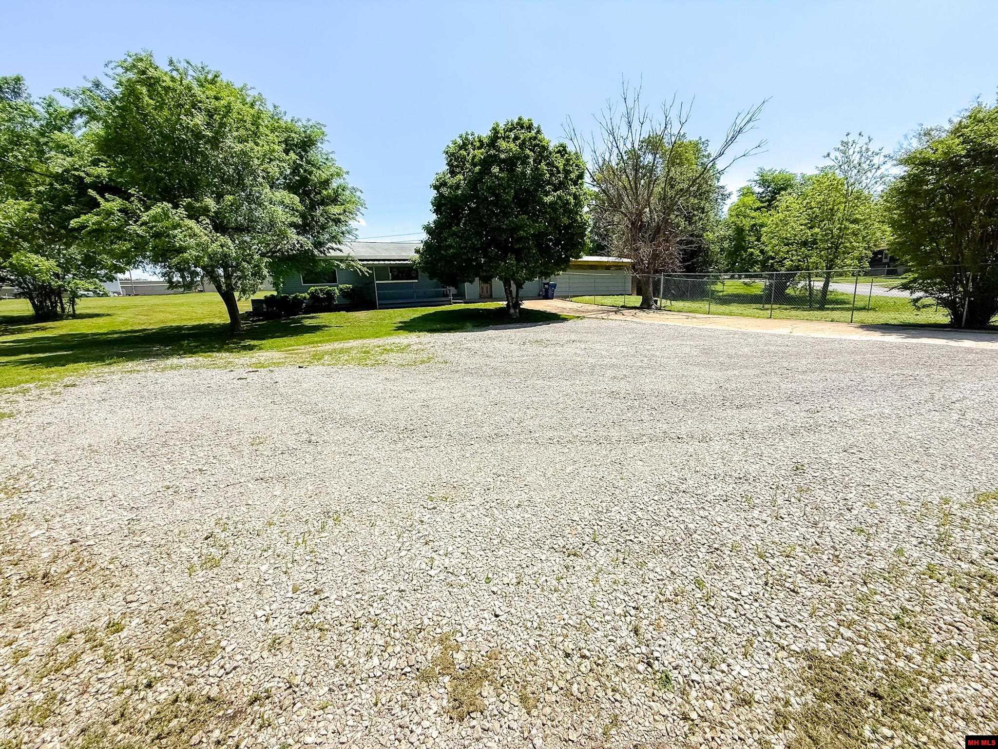 708 COOPER ESTATES DRIVE Mountain Home, AR