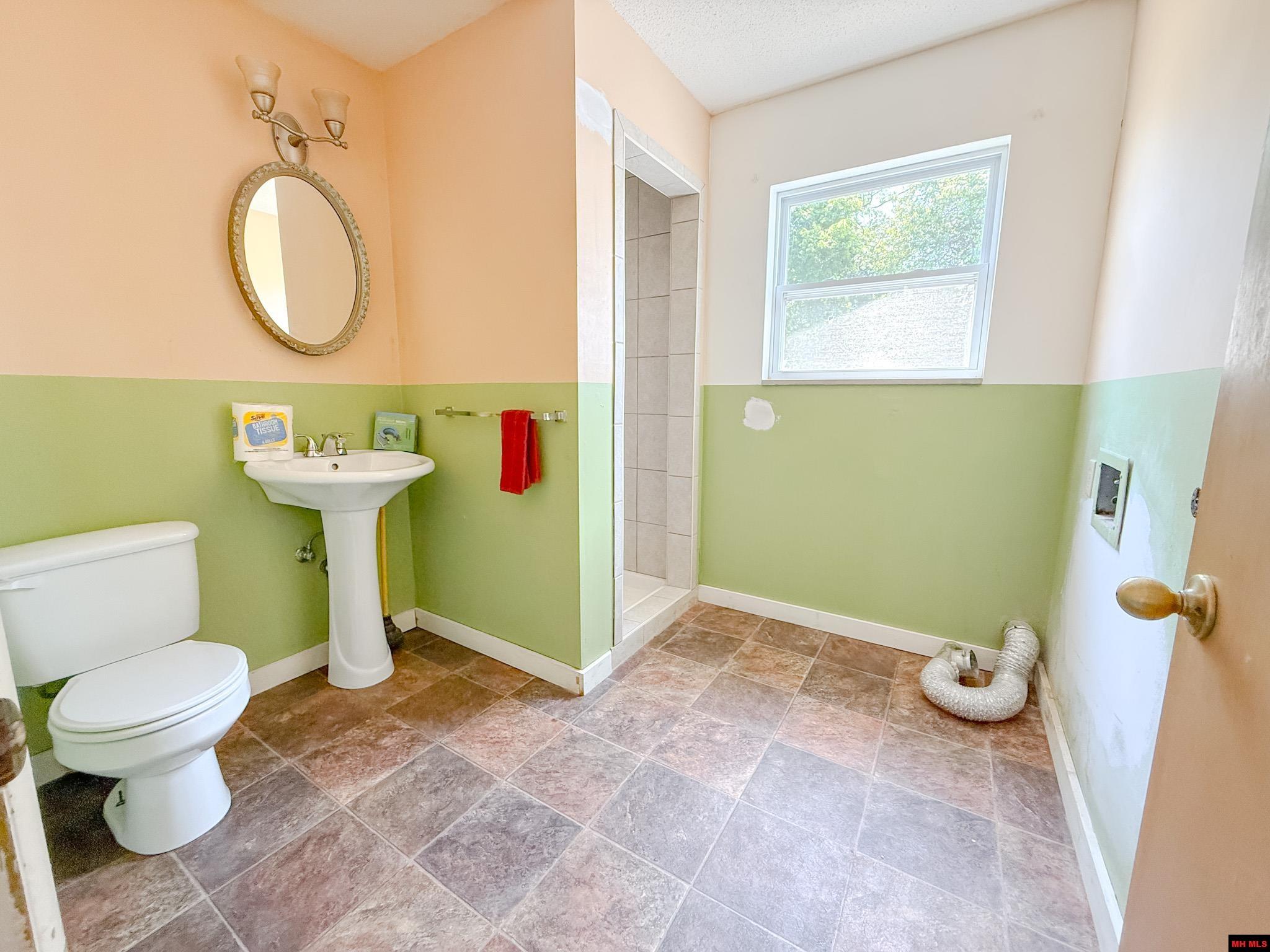 708 COOPER ESTATES DRIVE Mountain Home, AR