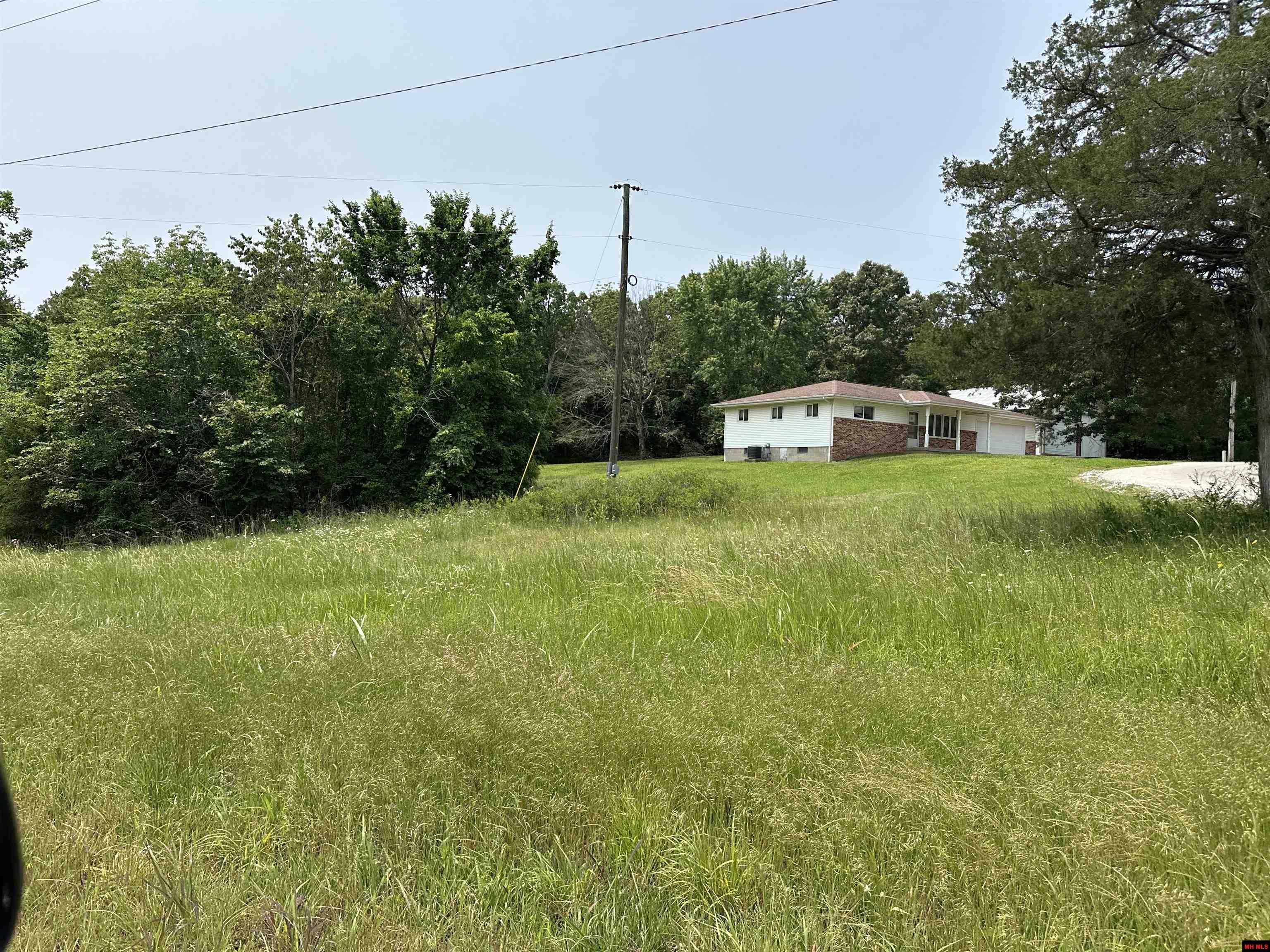 775-00832-000 Somonauk Drive