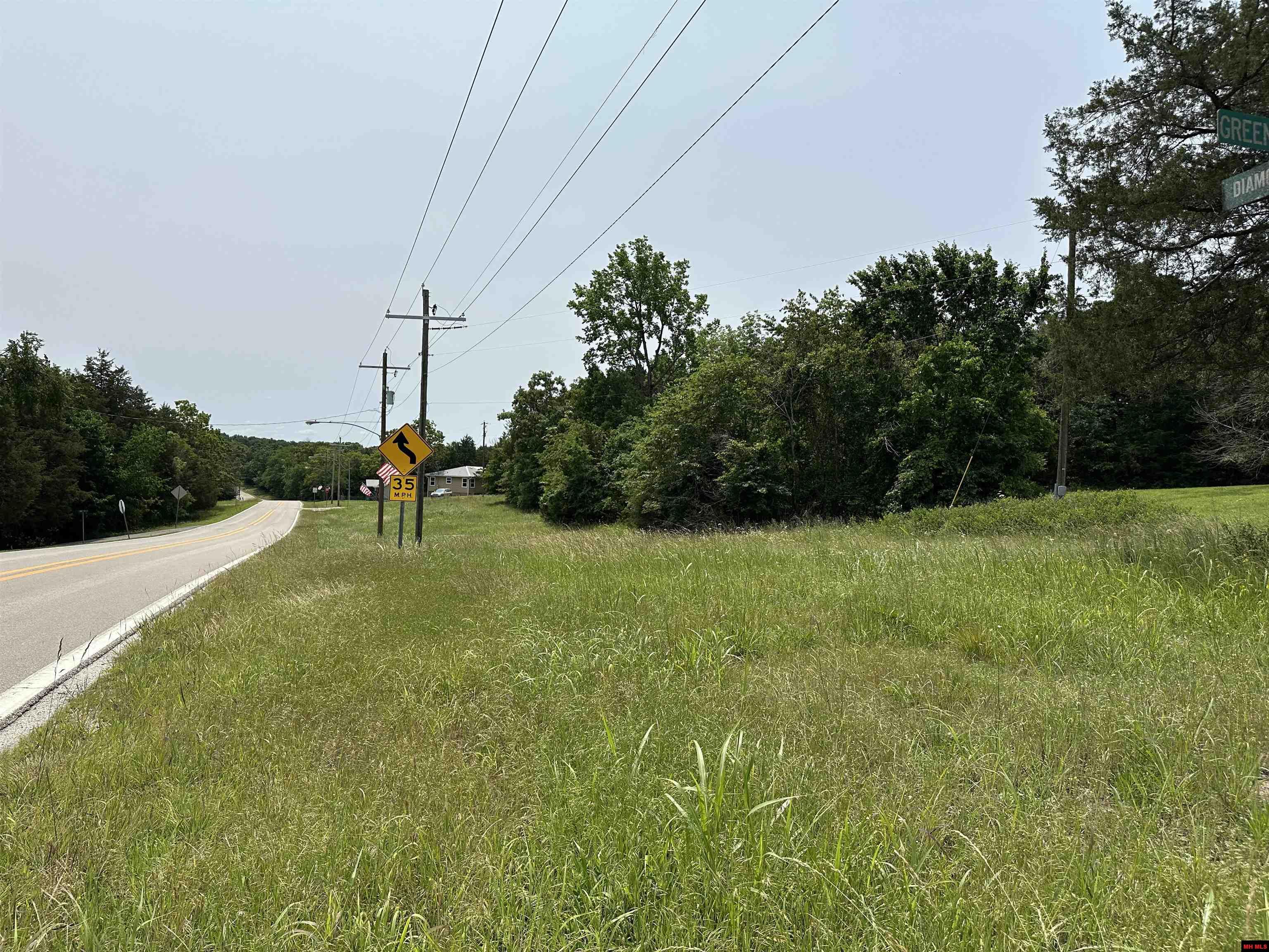 775-00833-000 Diamond Boulevard