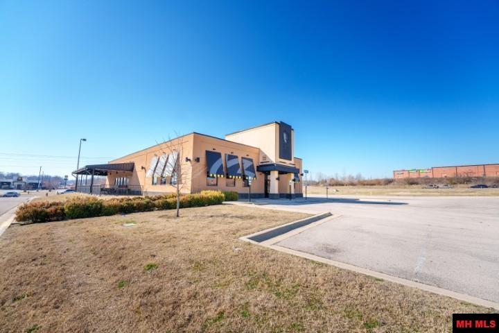 1195 HOMETOWN COMMONS Mountain Home, AR