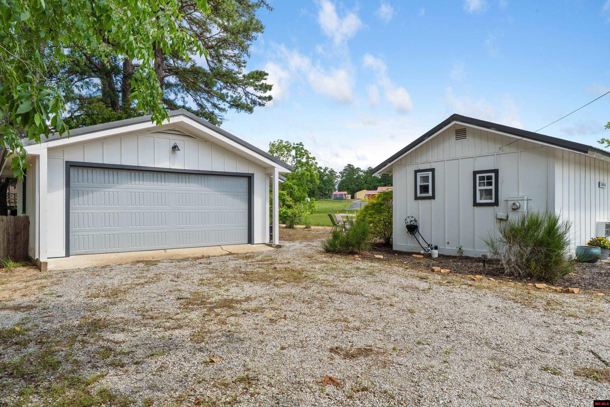 10897 HWY 5 SOUTH Salesville, AR