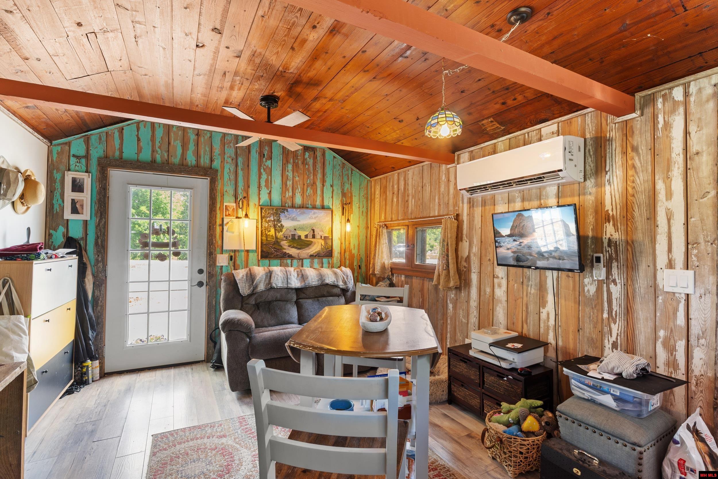 10897 HWY 5 SOUTH Salesville, AR