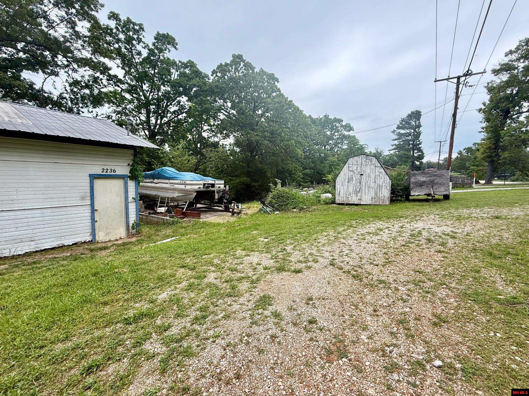 2236 Central Boulevard